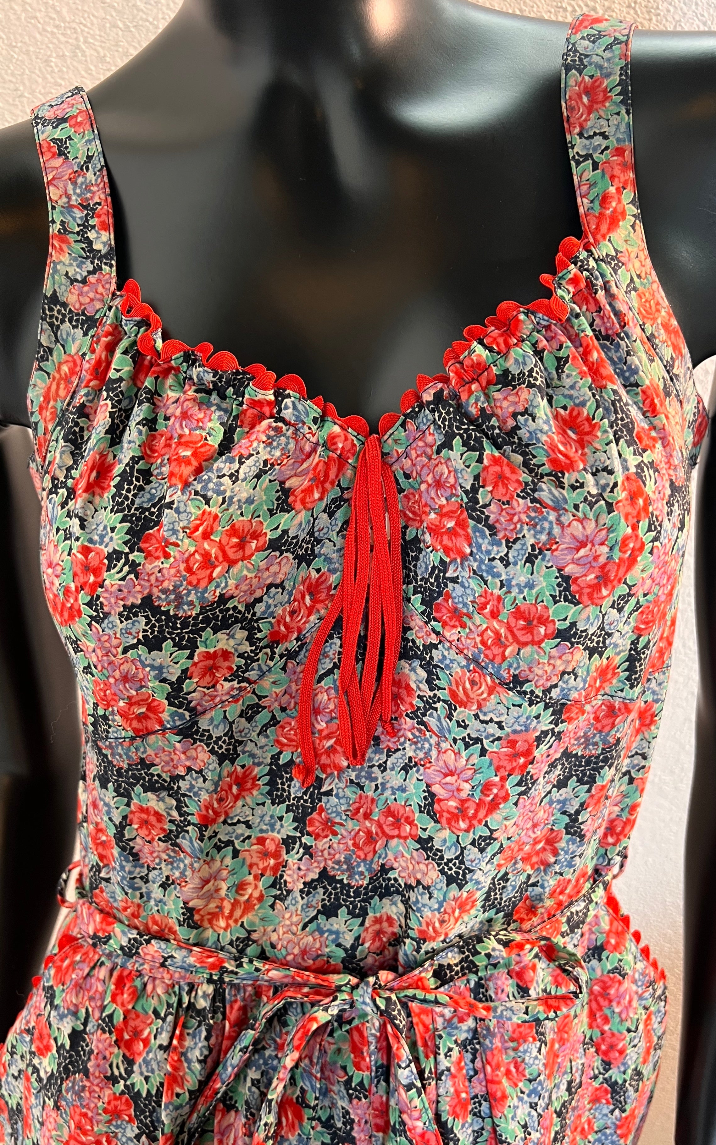 Vintage 70s Betty Barclay Flower Dress