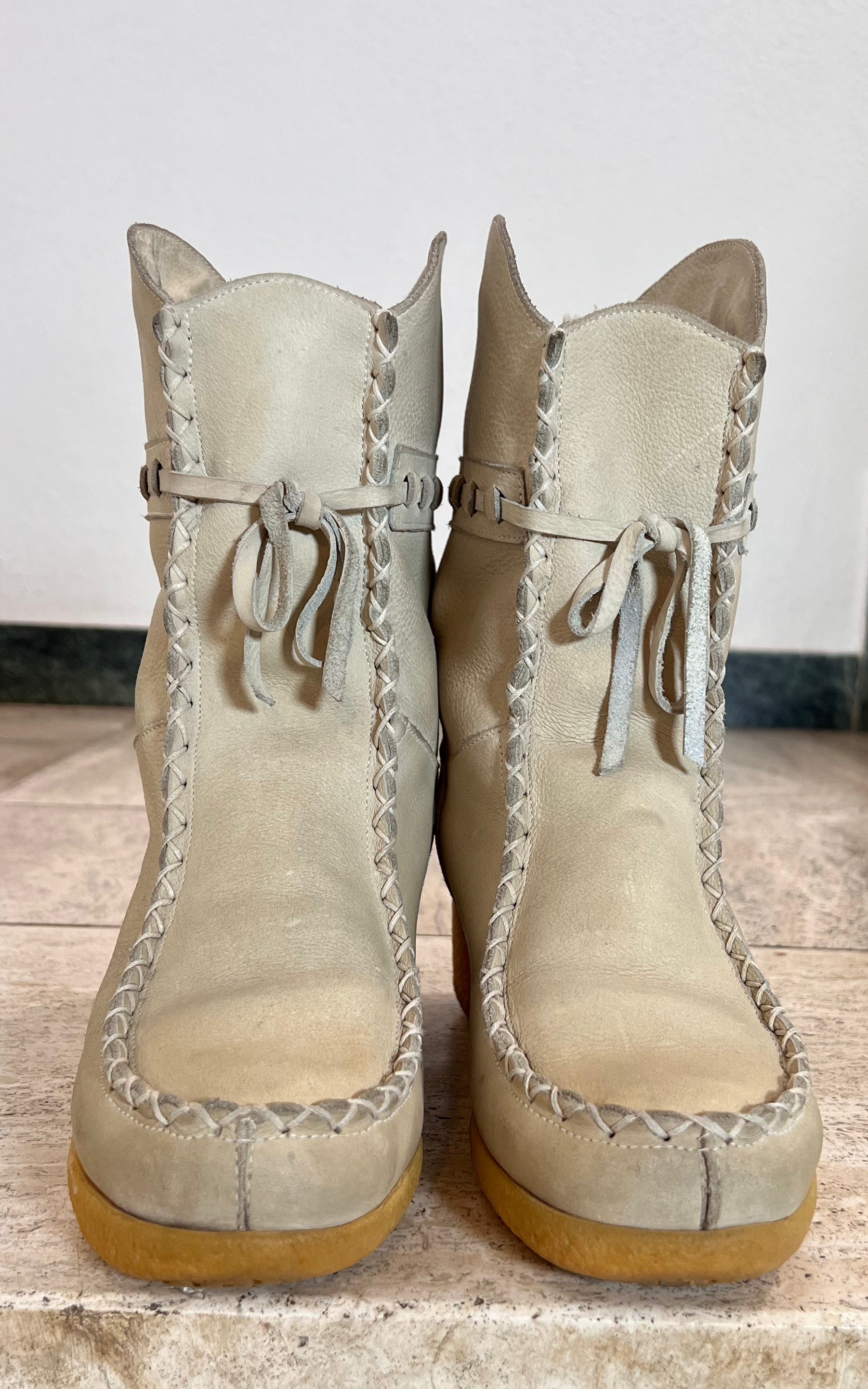 Vintage 70s Shearling Boots 39