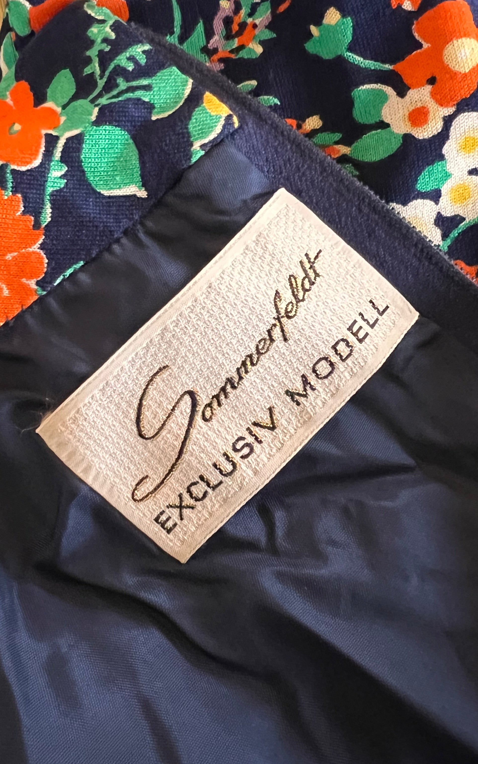 Abito vintage a fiori anni '70