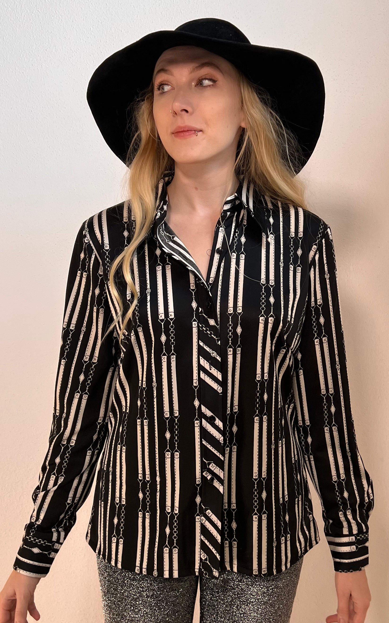 Camicetta vintage anni '70 con morsetto