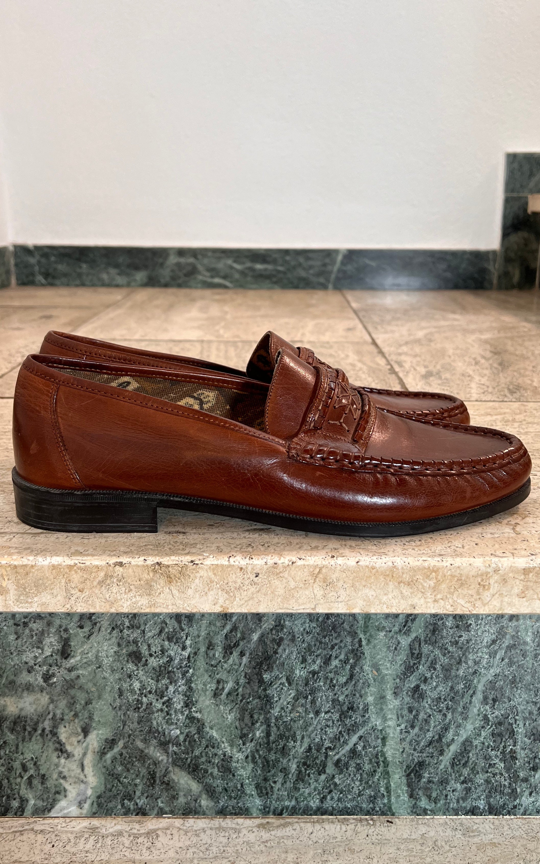 Vintage MENS 80s Slipper 46