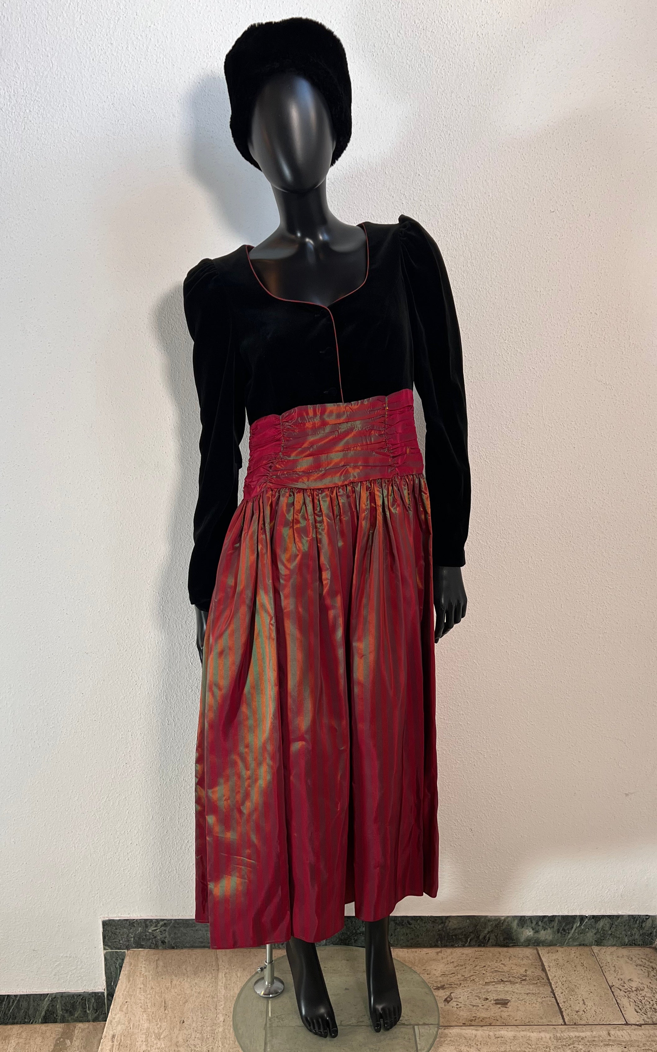 Vintage Laura Ashley Festive Taft Dress