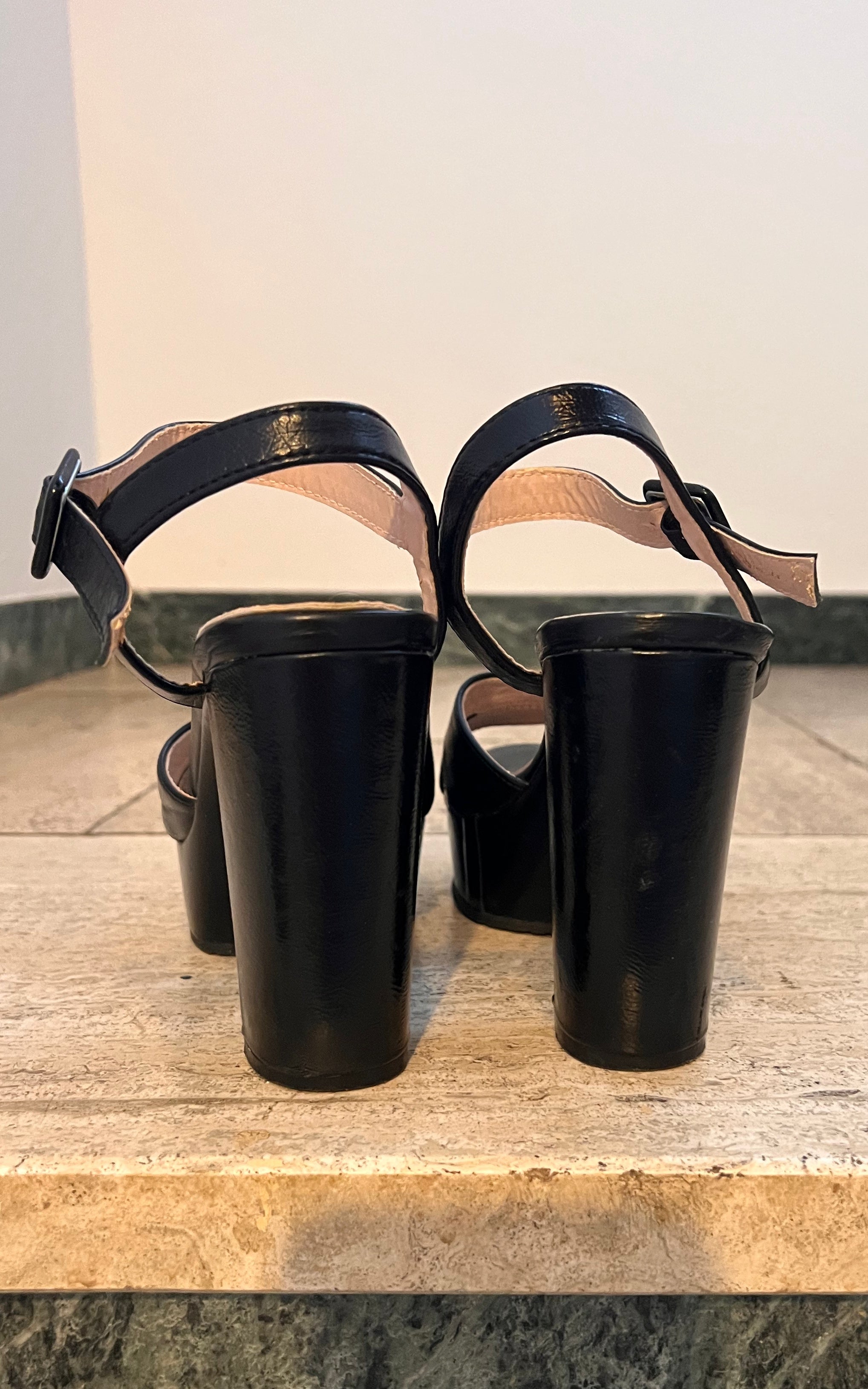 Vintage Platform Heels 40