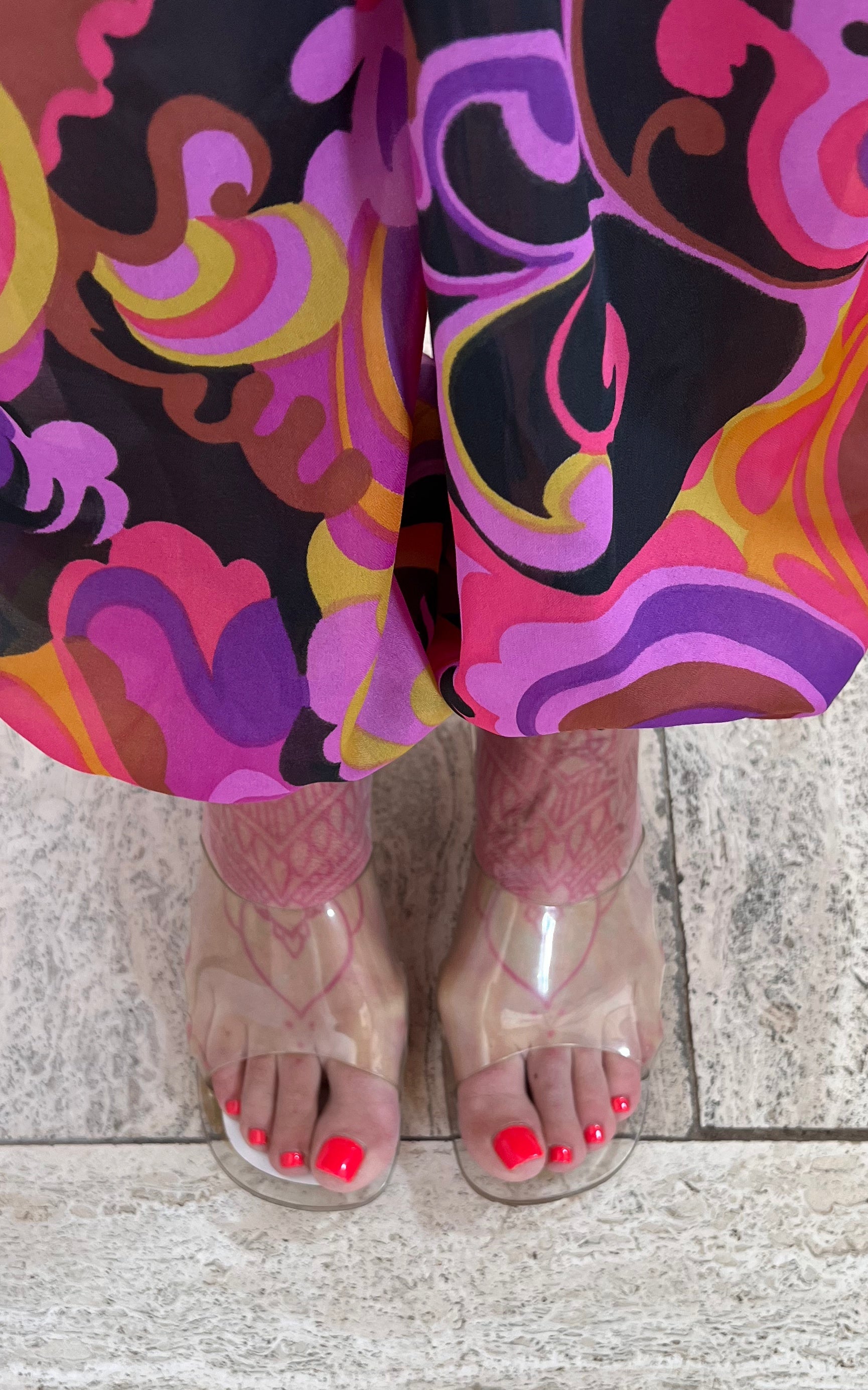 Vintage 60s Clear Mules 40