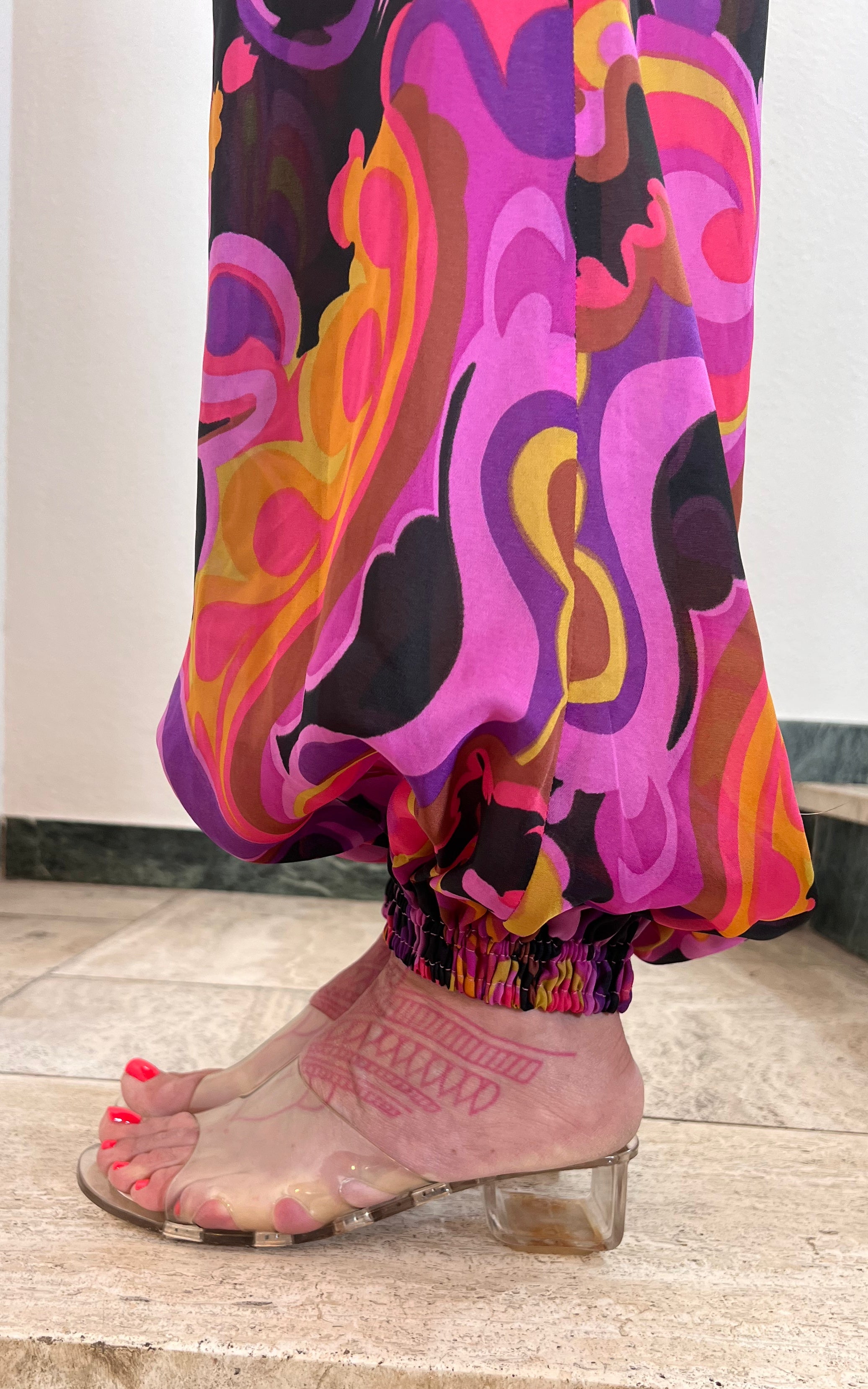 Vintage 60s Clear Mules 40