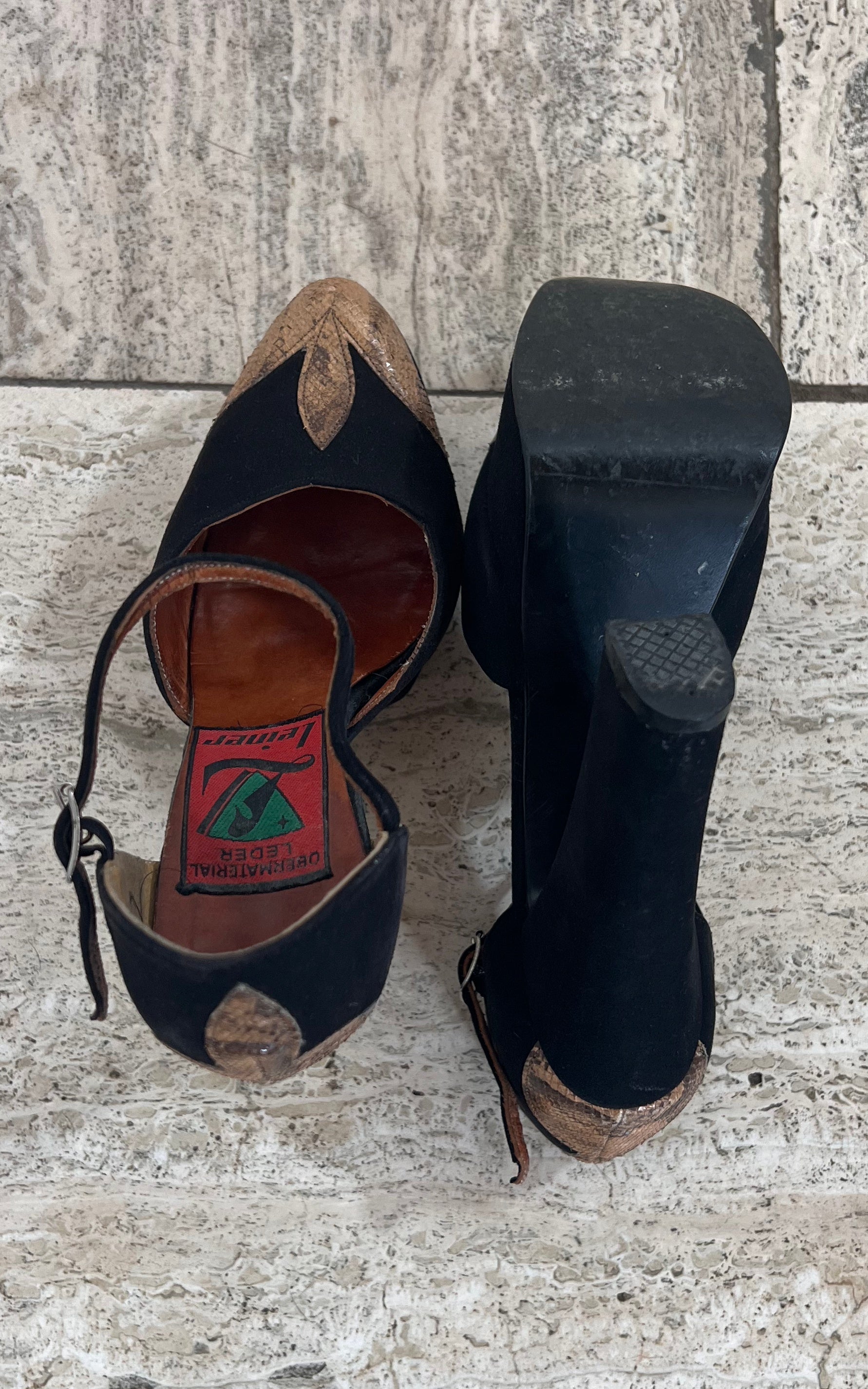 Vintage 70s Platform Heels 36