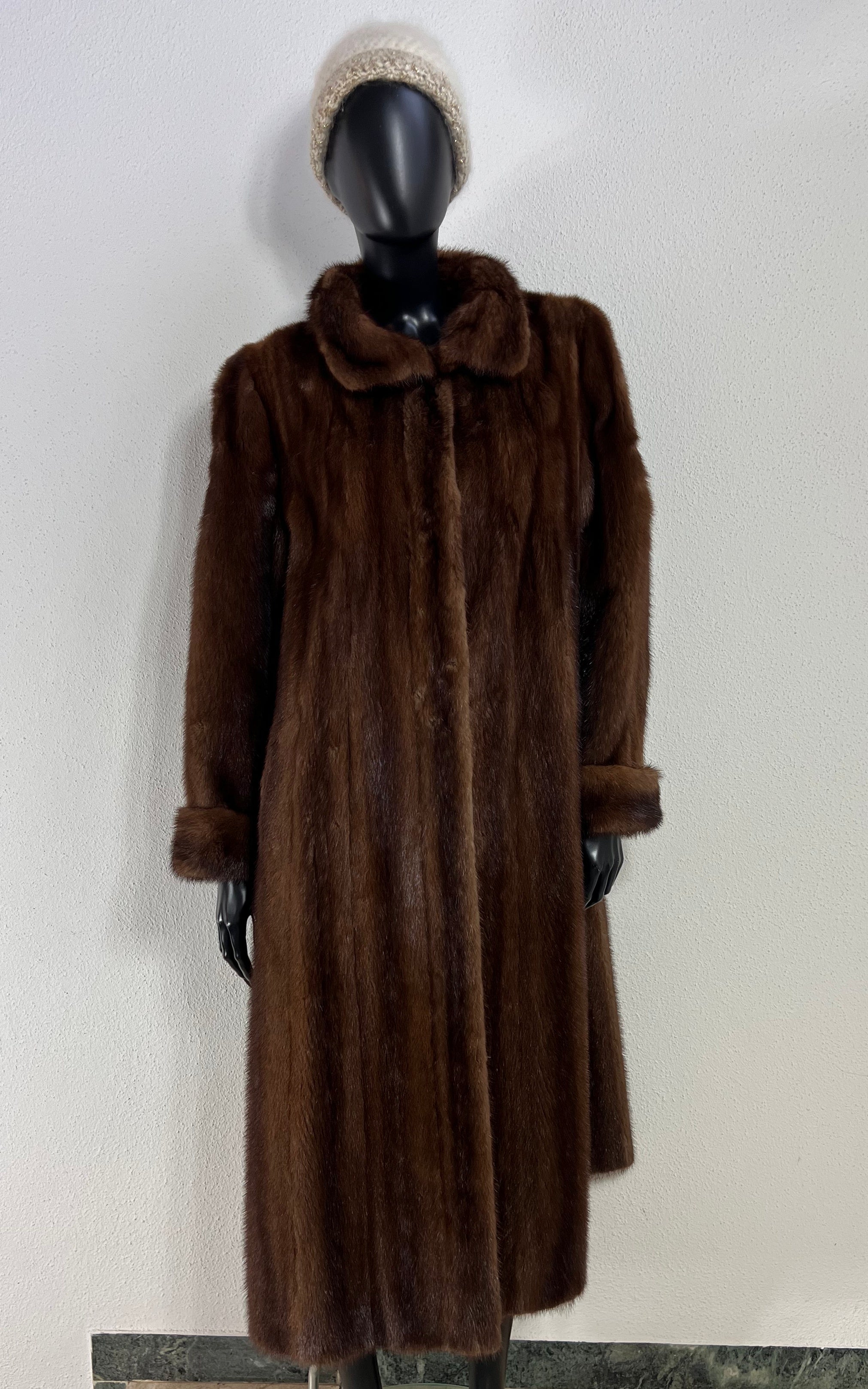 Vintage Mob Wife Mink Coat