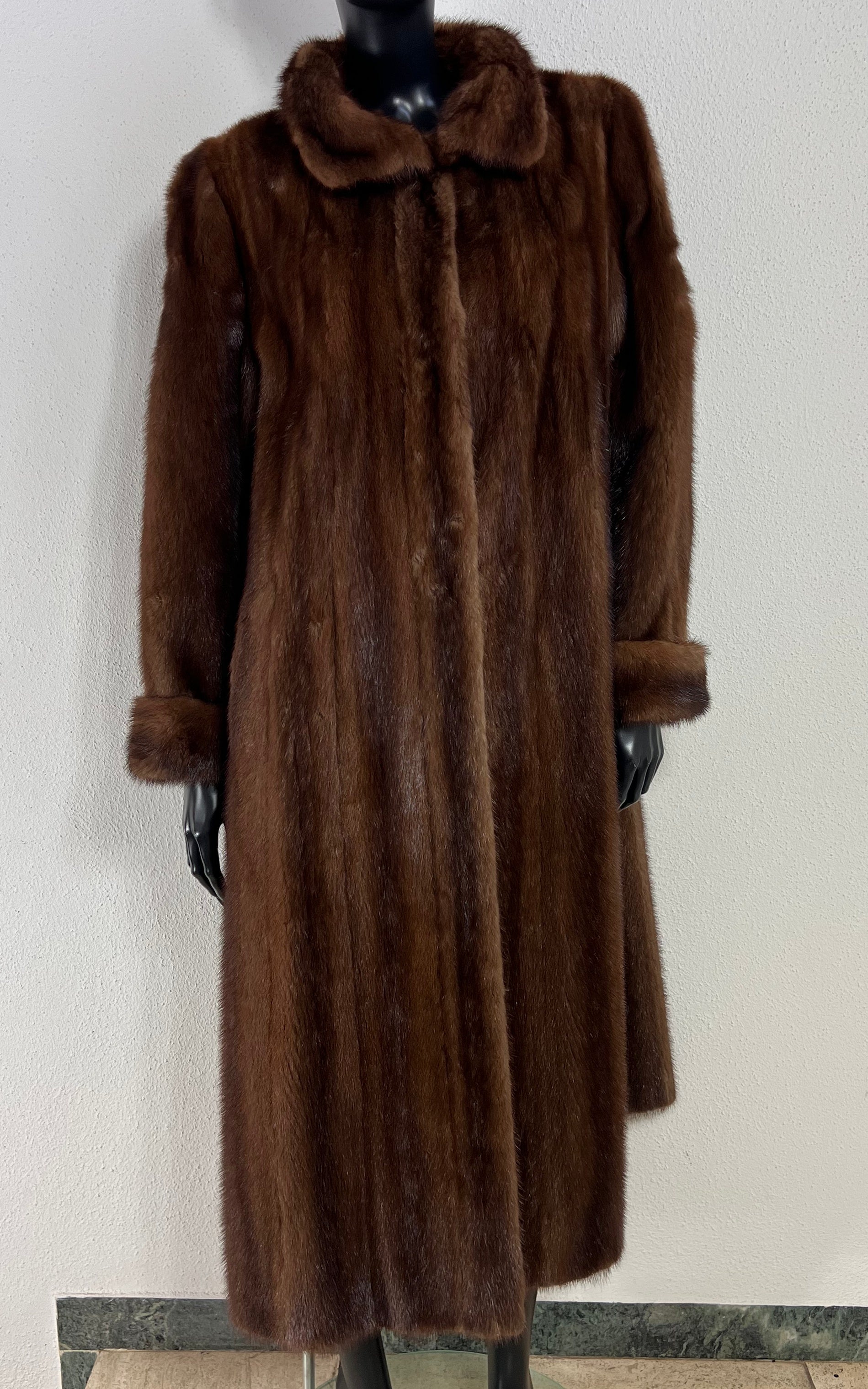 Vintage Mob Wife Mink Coat