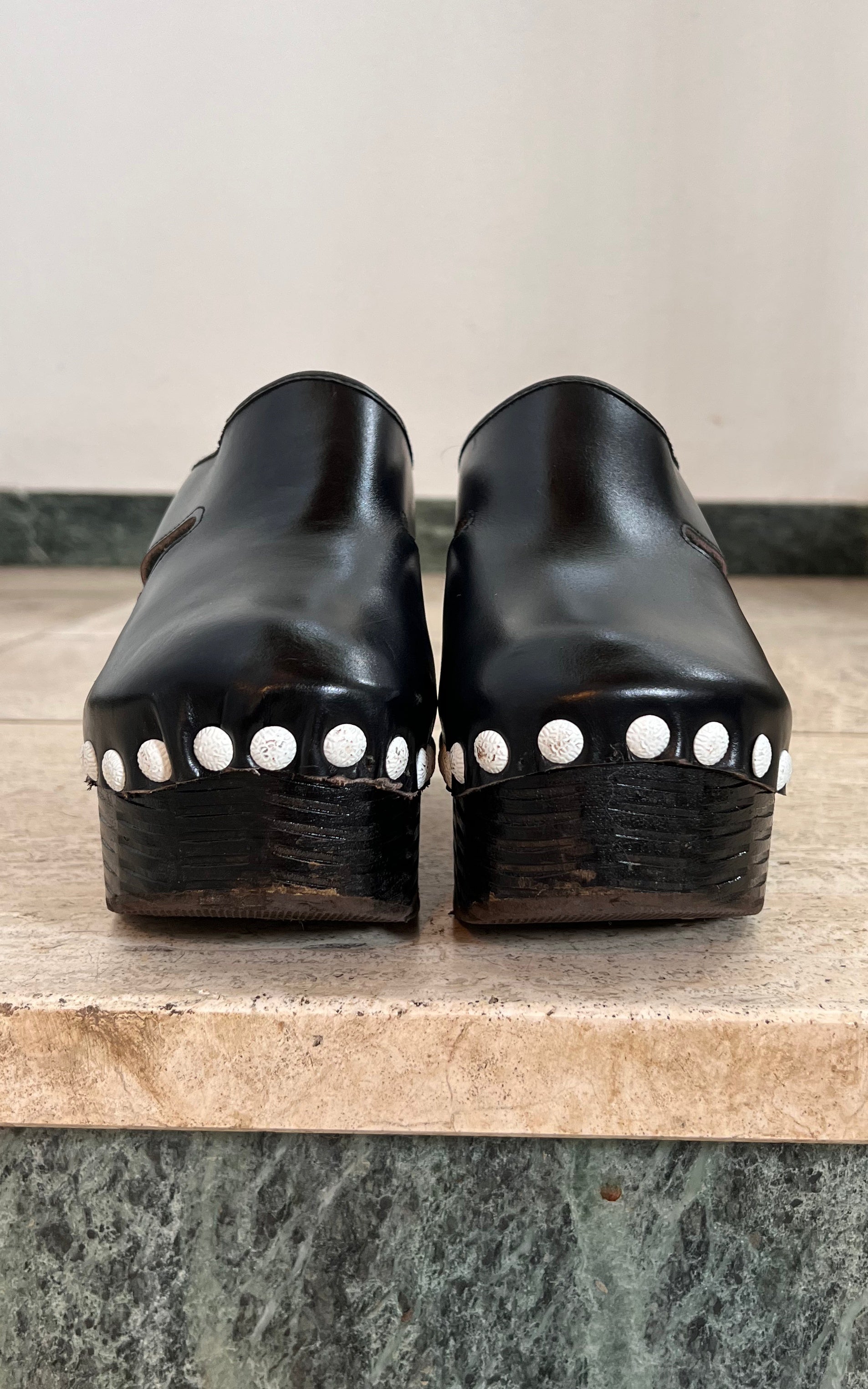 Vintage 70s Clogs 37