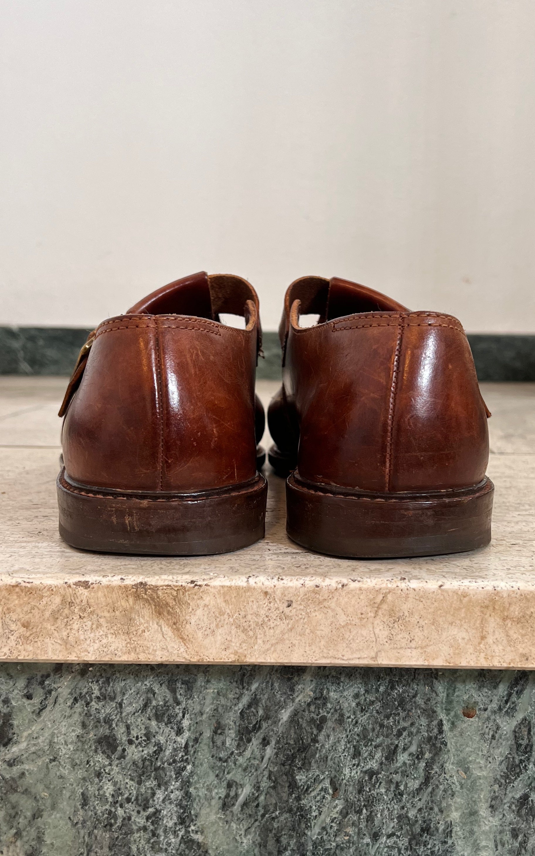 Vintage MENS Camel Sandals 45