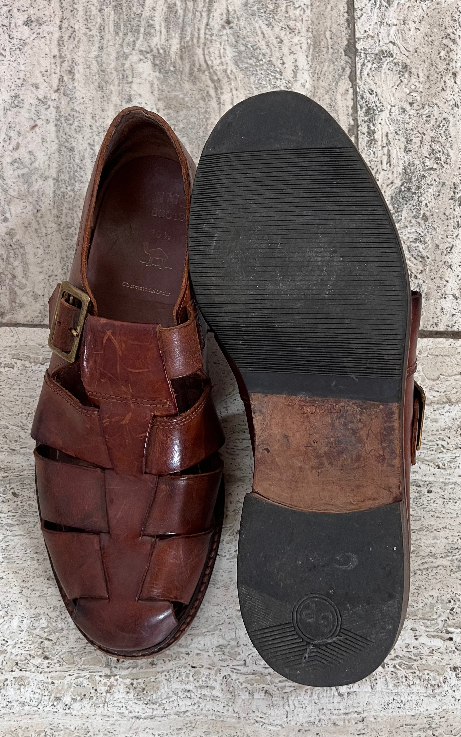 Vintage MENS Camel Sandals 45