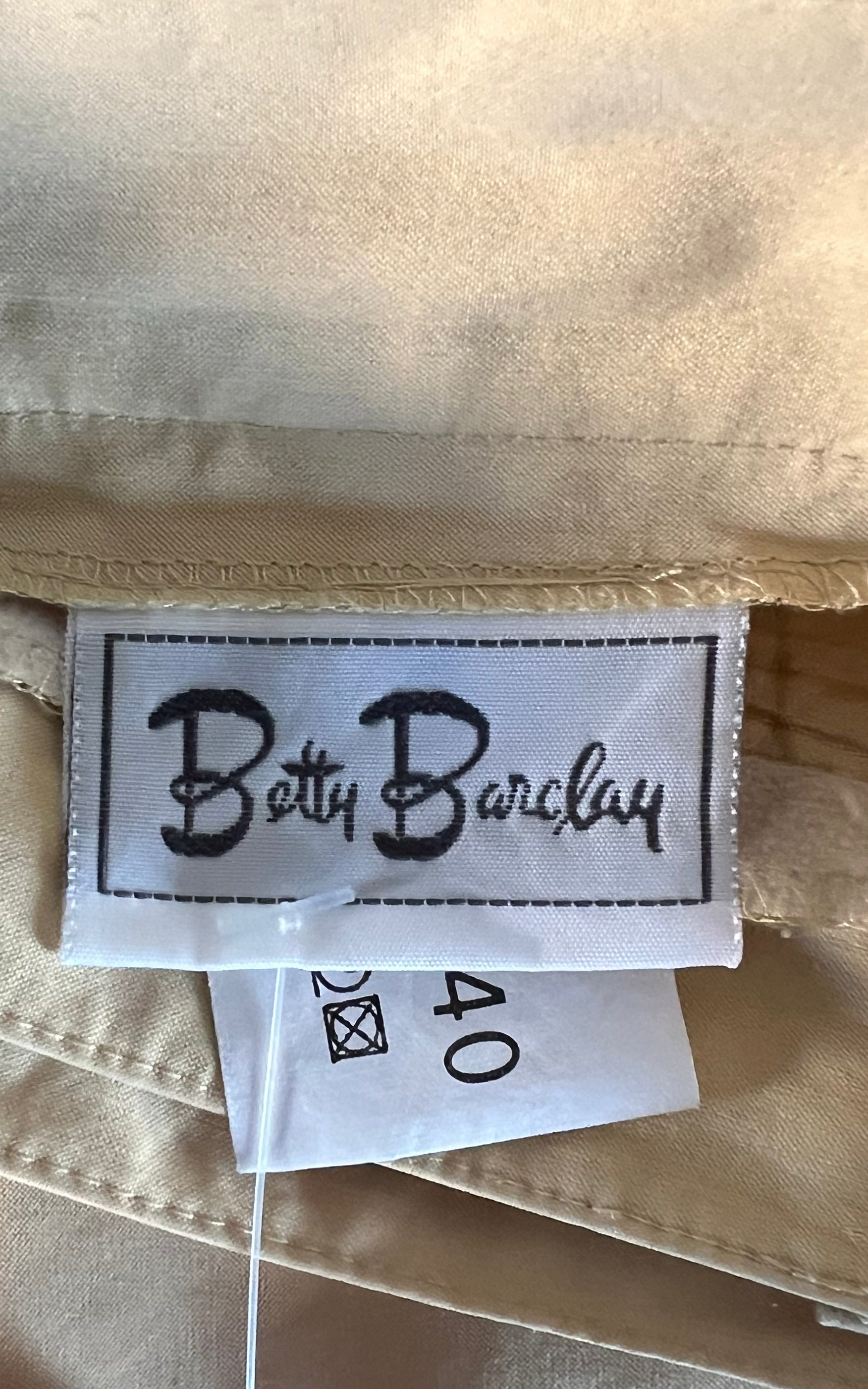 Vintage Betty Barclay Bermudas
