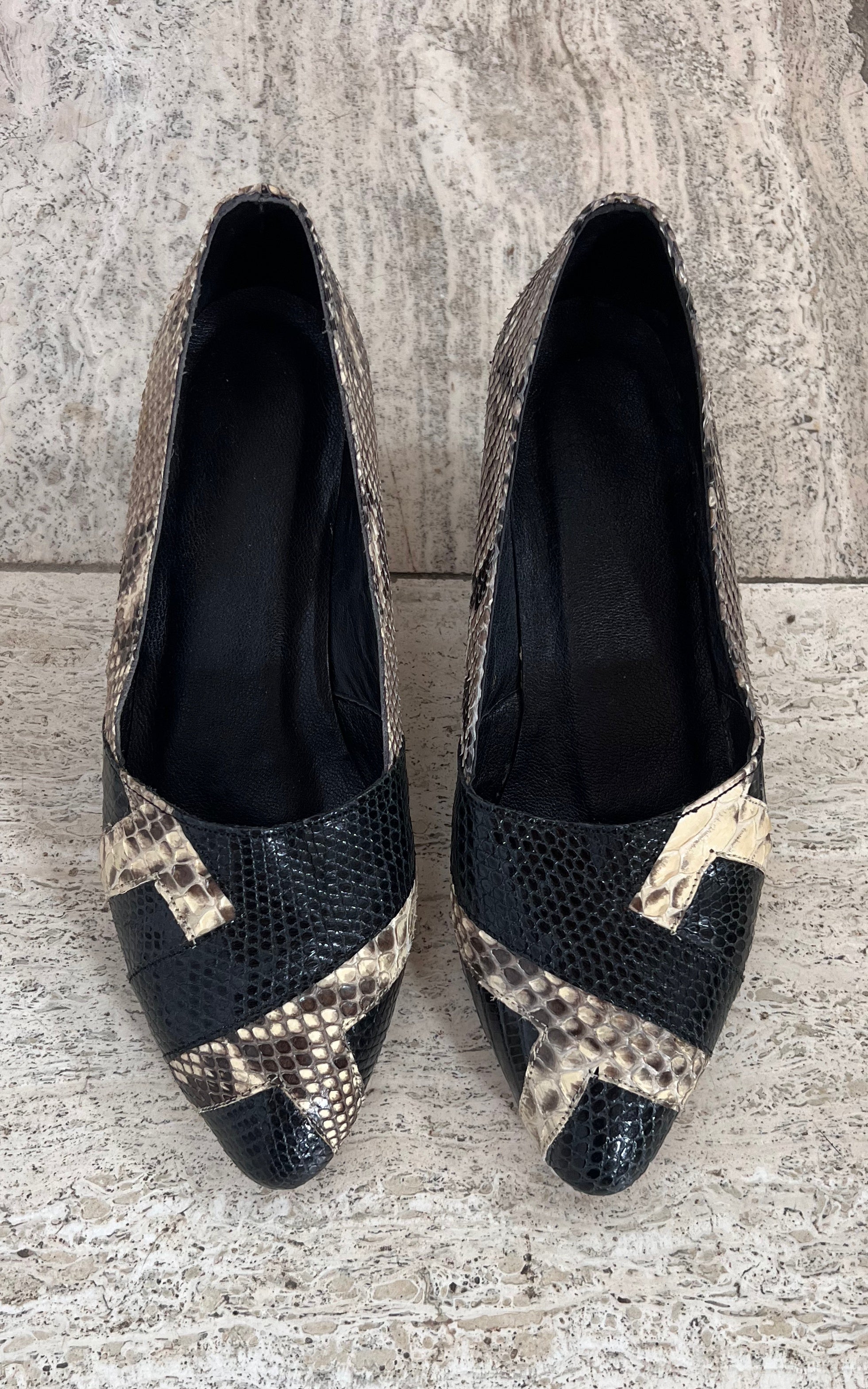 Vintage Snakeskin Shoes 37
