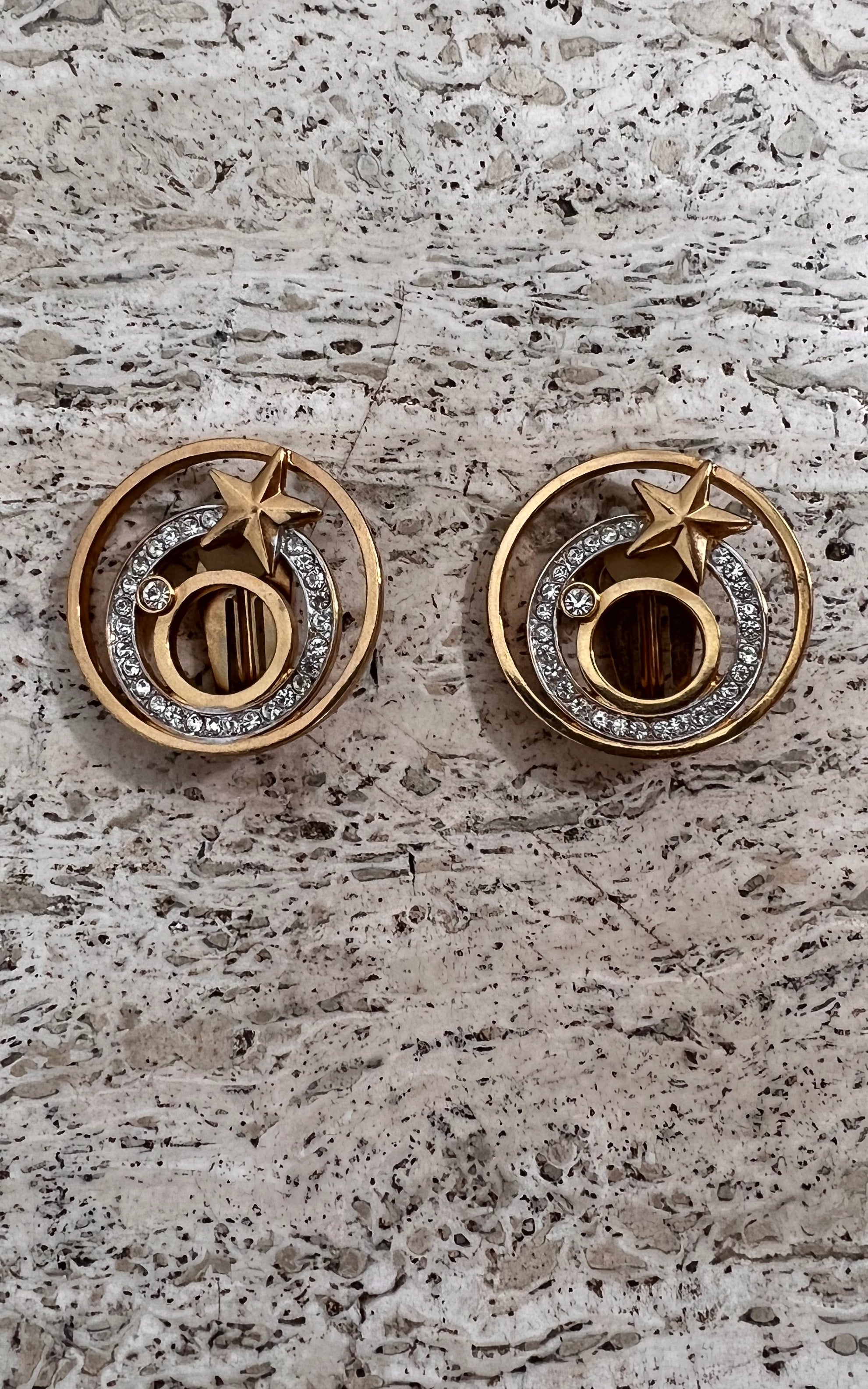 Vintage 90s Star Clip Ons