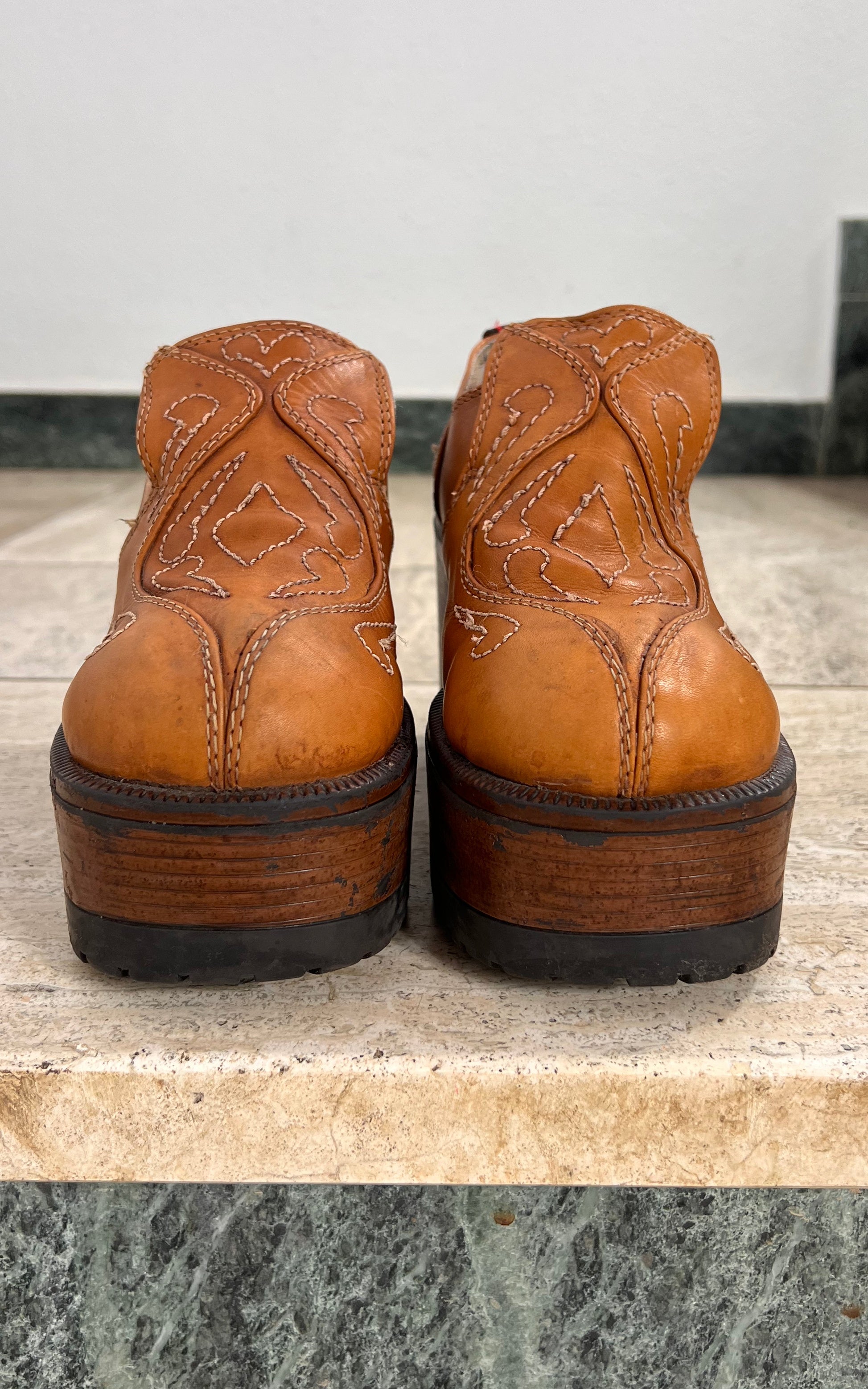 Vintage 90s Western Platform Boots 37