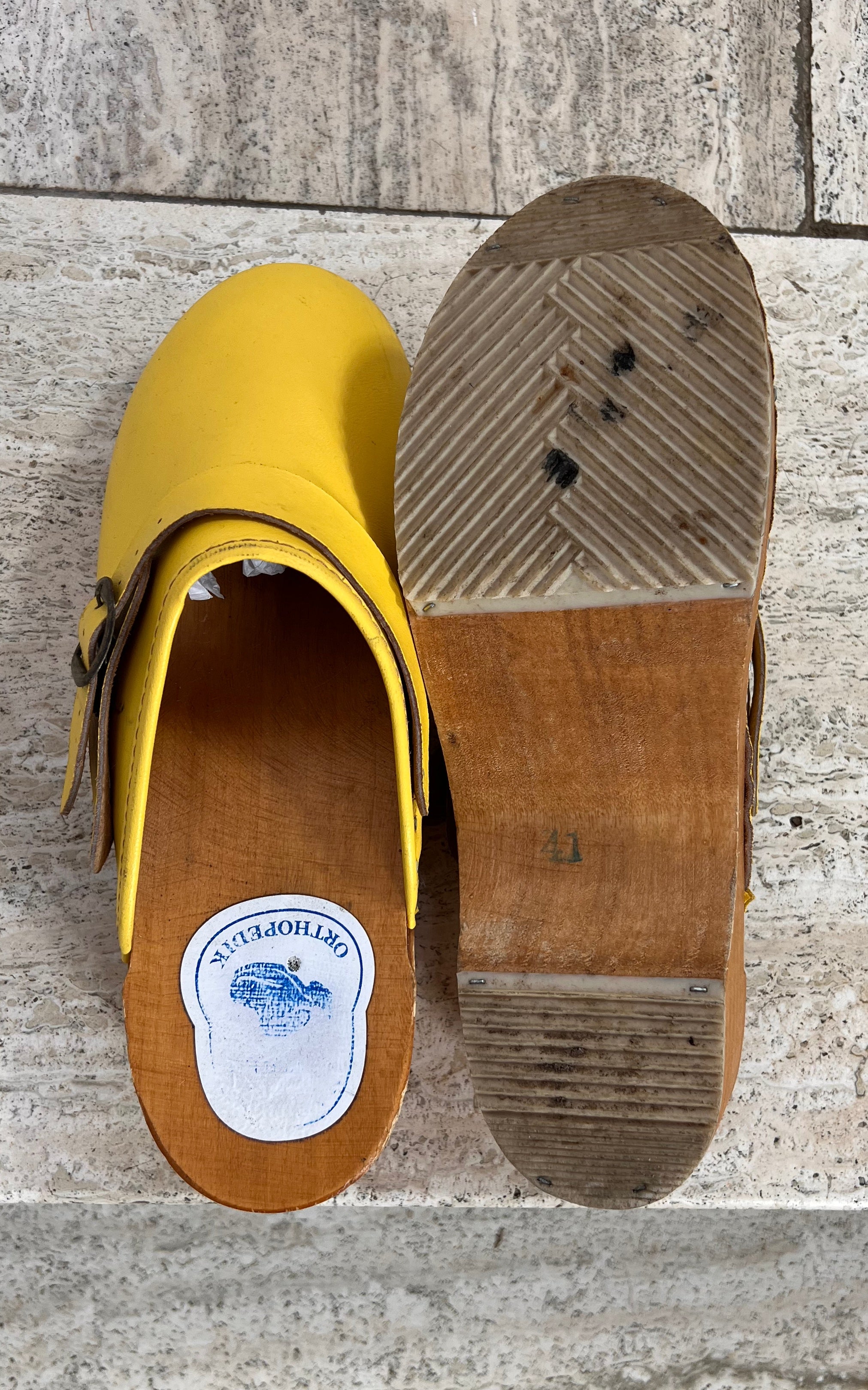 Vintage Yellow 70s Clogs 41