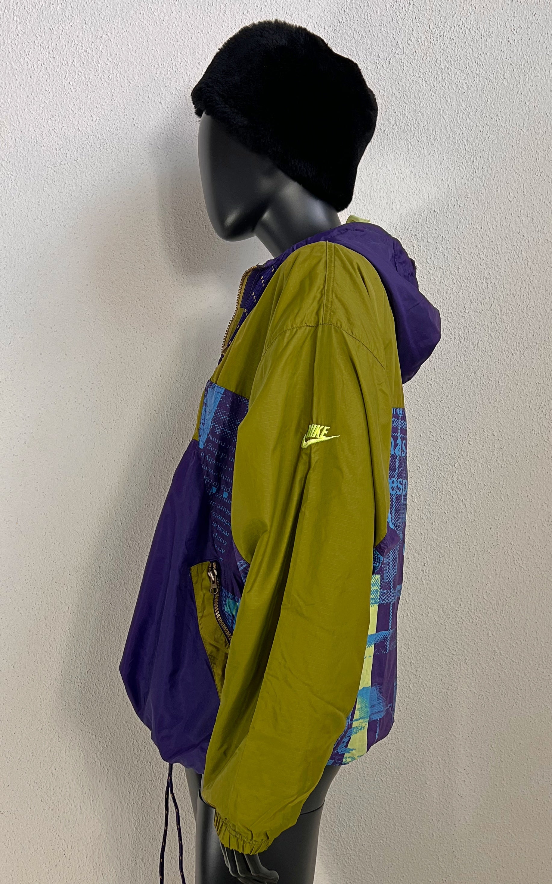 Vintage Y2K Nike Windbraker