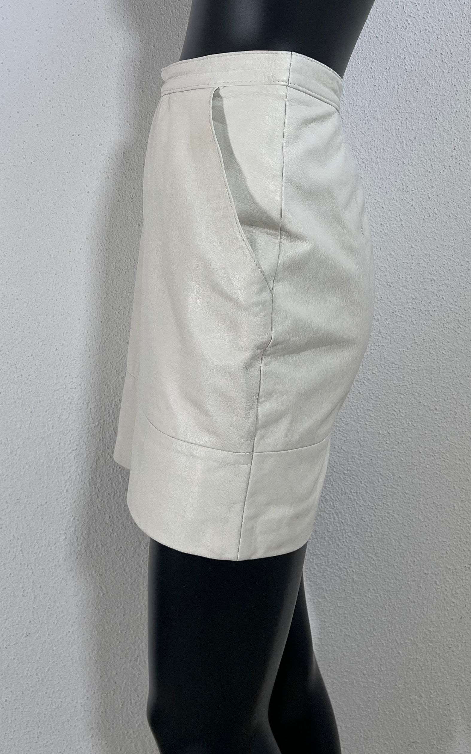 Vintage White Mini Leather Skirt