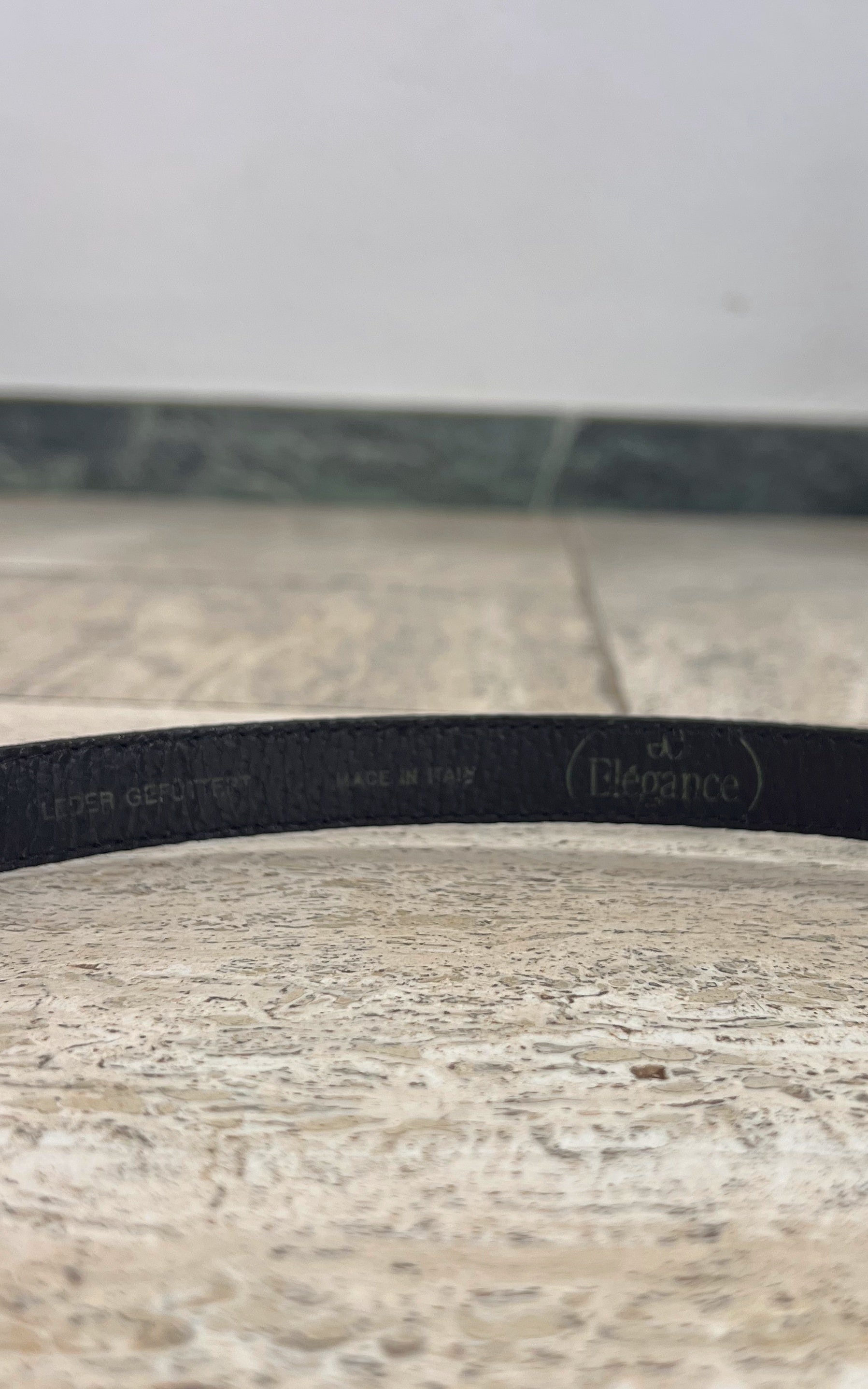Vintage 90s Elegance Paris Skinny Suede Belt