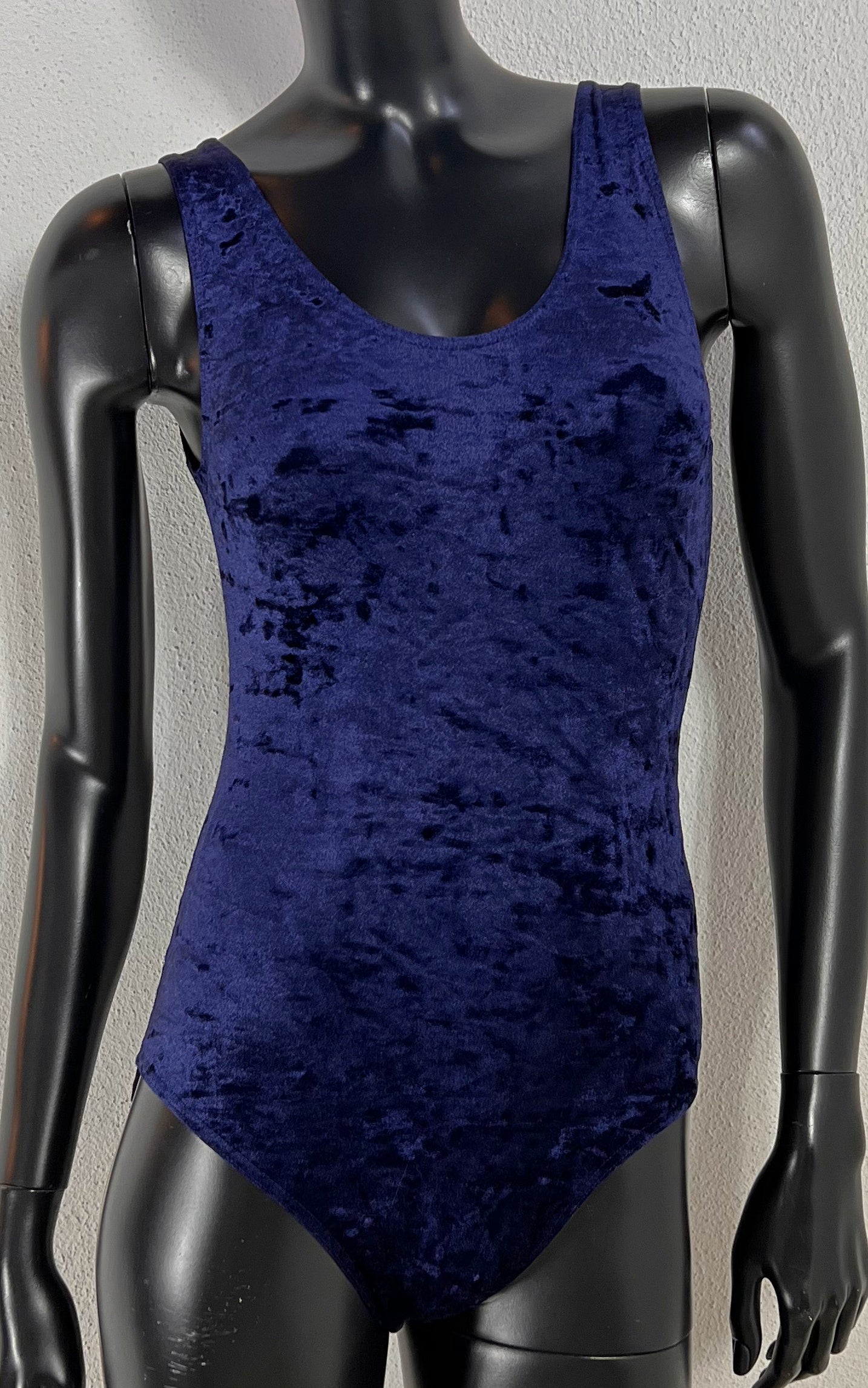 Vintage Blue Velvet Body