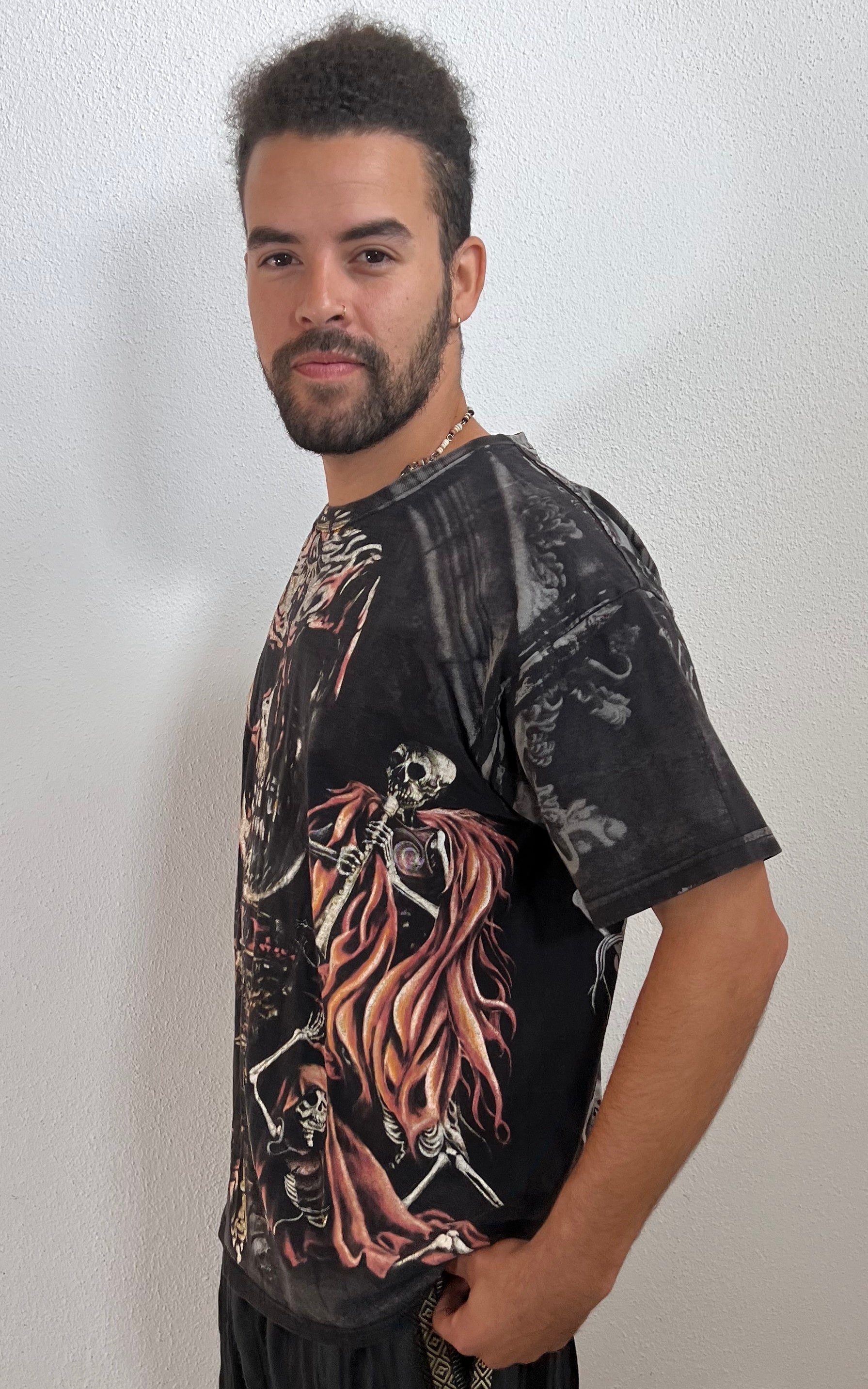 Vintage MENS Memento Mori Tee