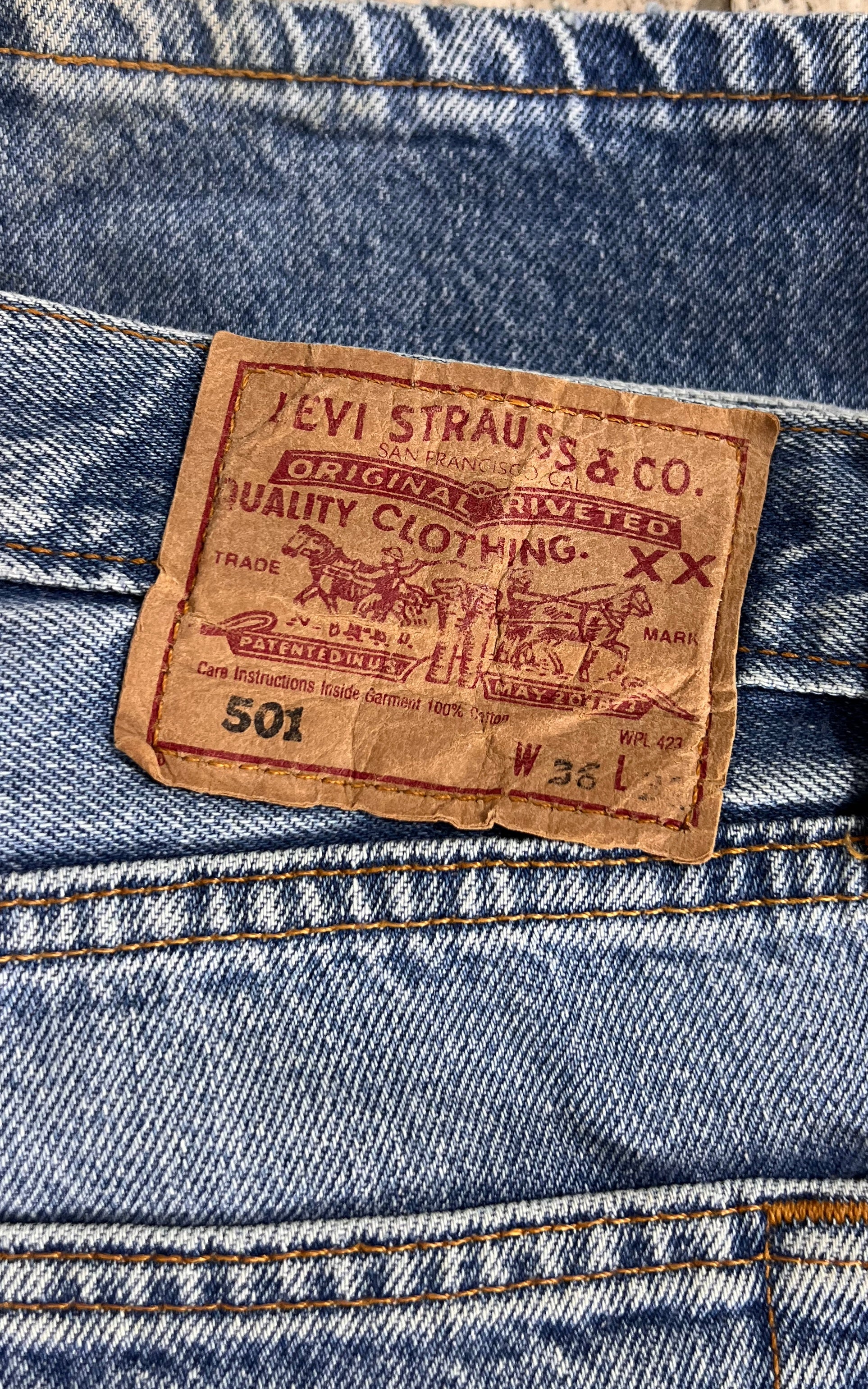 Vintage 90s Levis 501 36/32