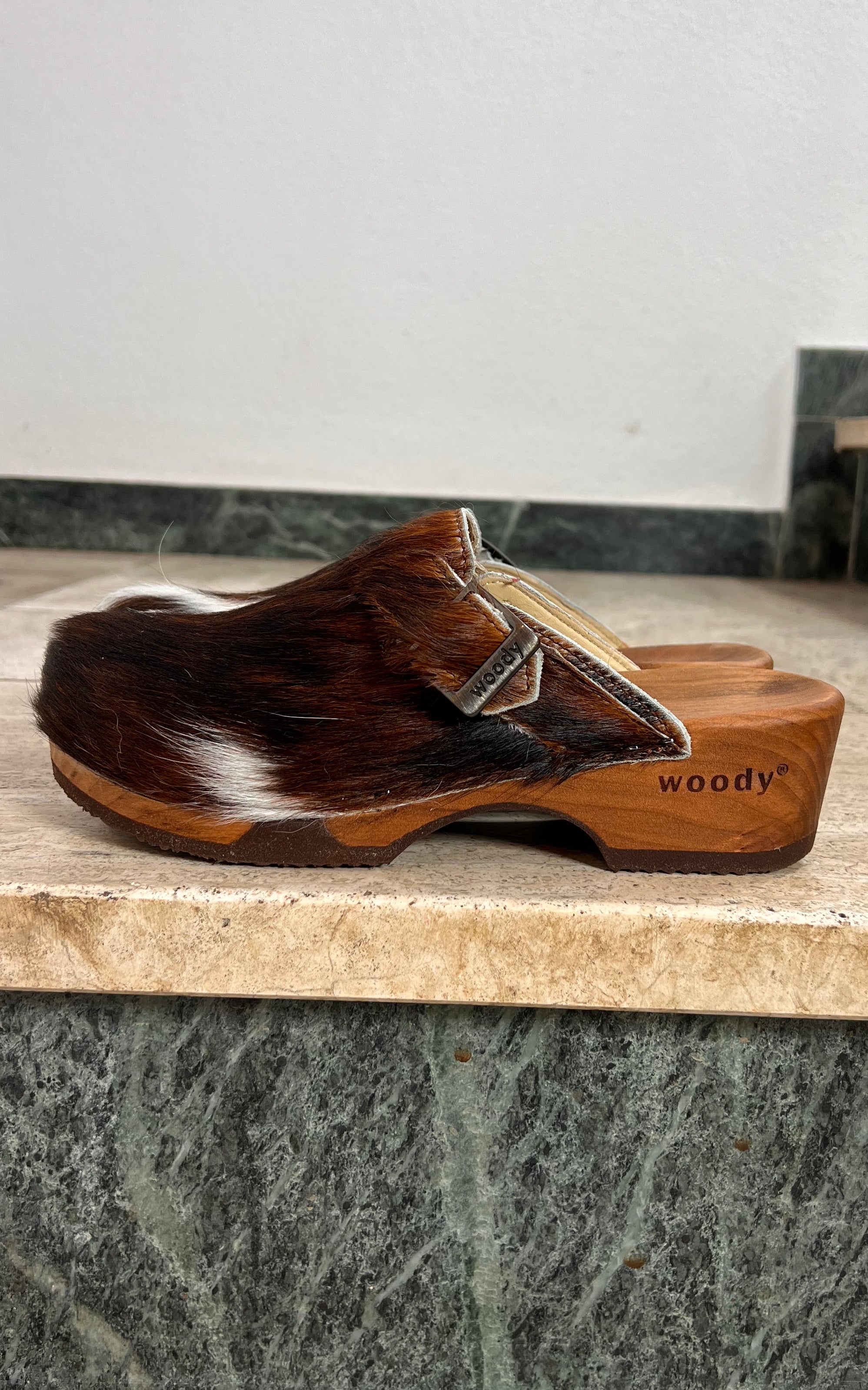Woody Cow Fur Clogs 39