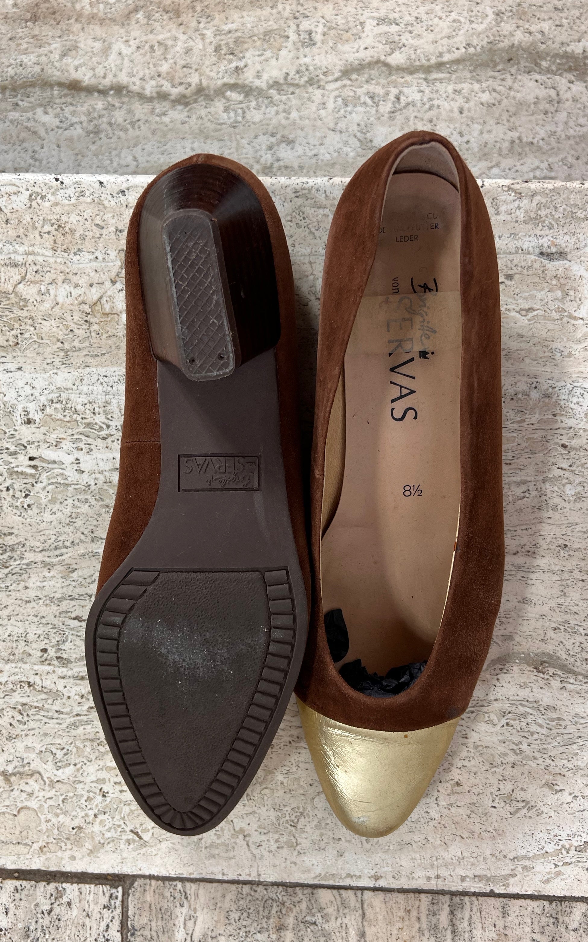 Vintage Two-Tone Leather Pumps 41