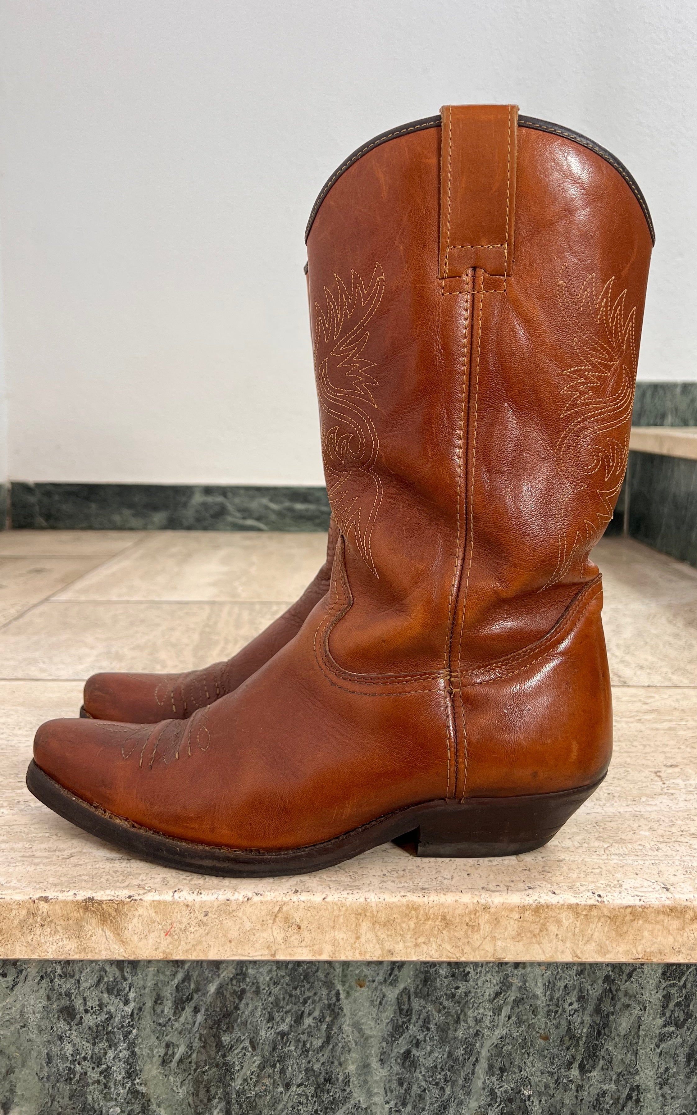 Vintage Brown Leather Cowboy Boots 42