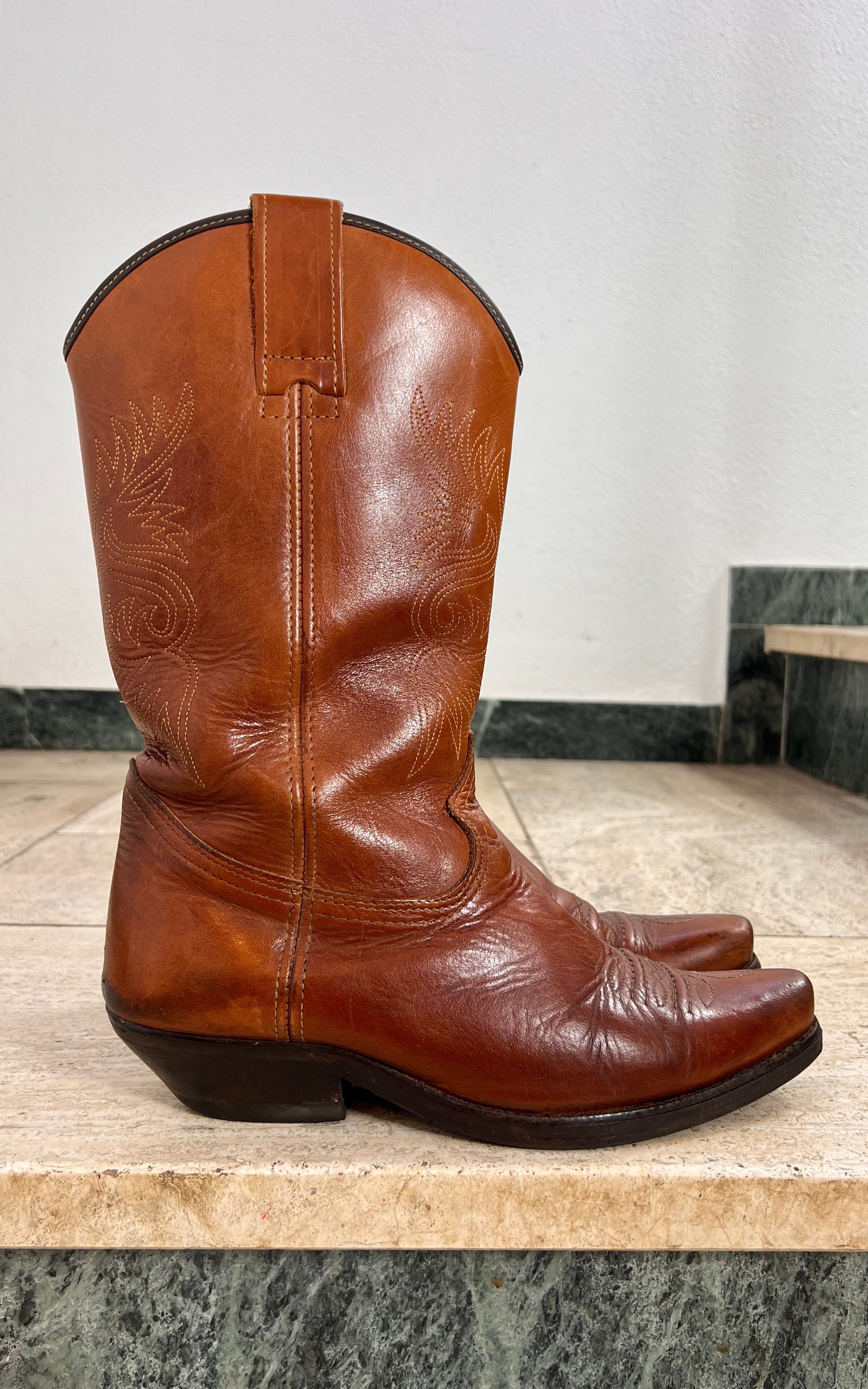 Vintage Brown Leather Cowboy Boots 42