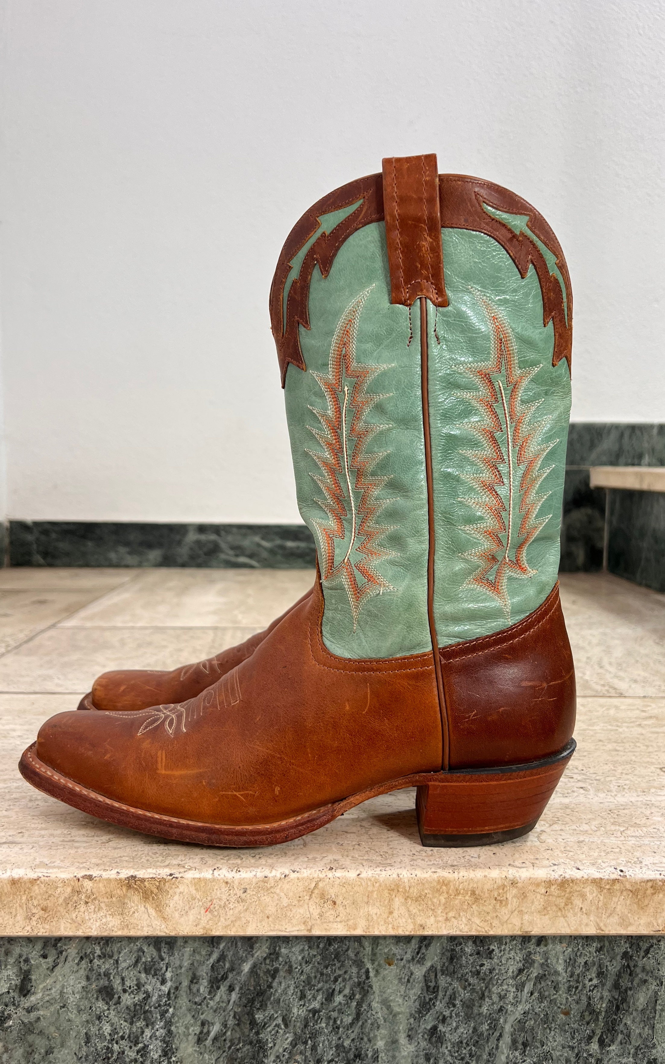 Vintage Tony Lama Two-Tone Leather Cowboy Boots 39 – Made in USA
