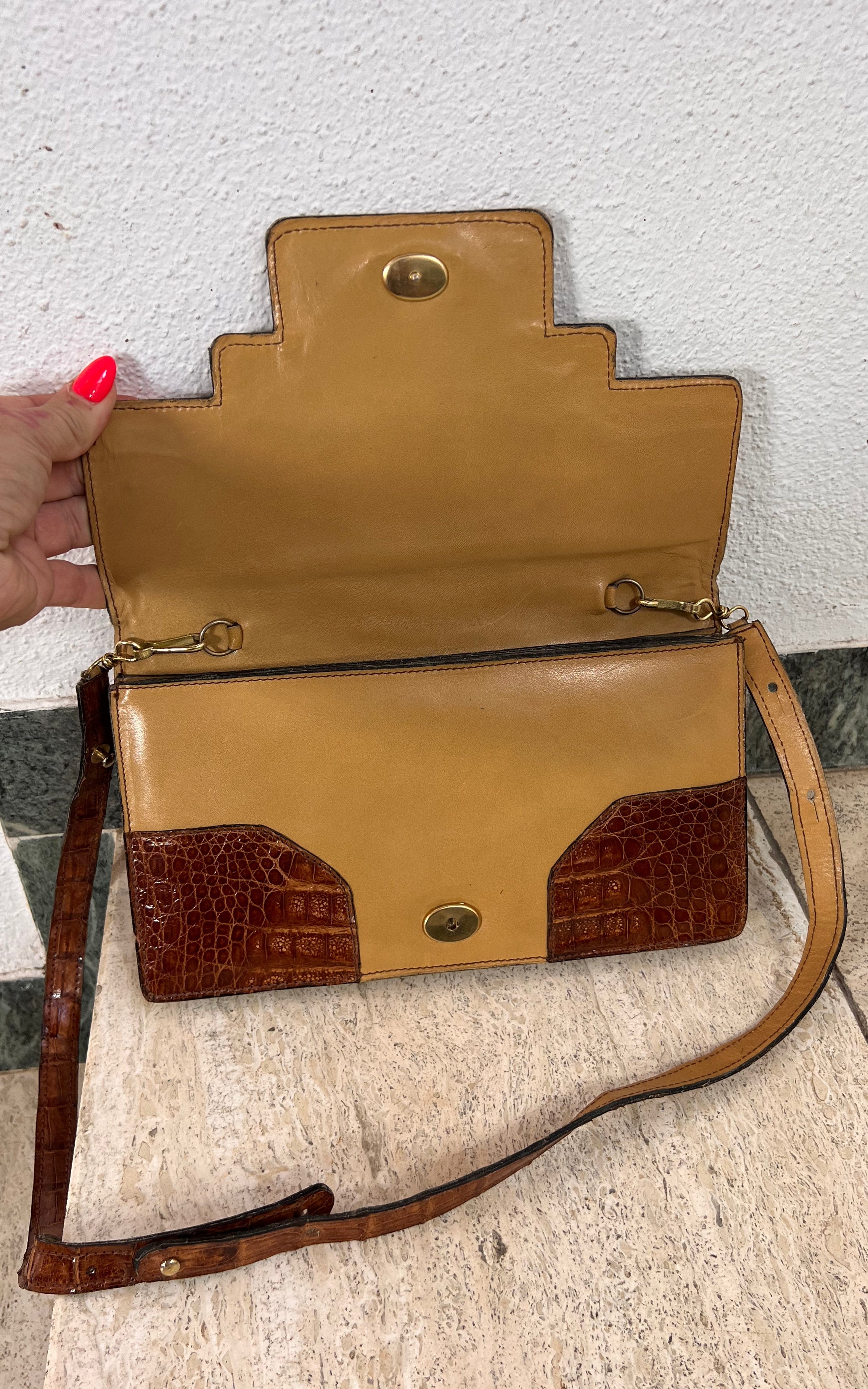 Vintage 1970s Brown Crocodile Leather Shoulder Bag