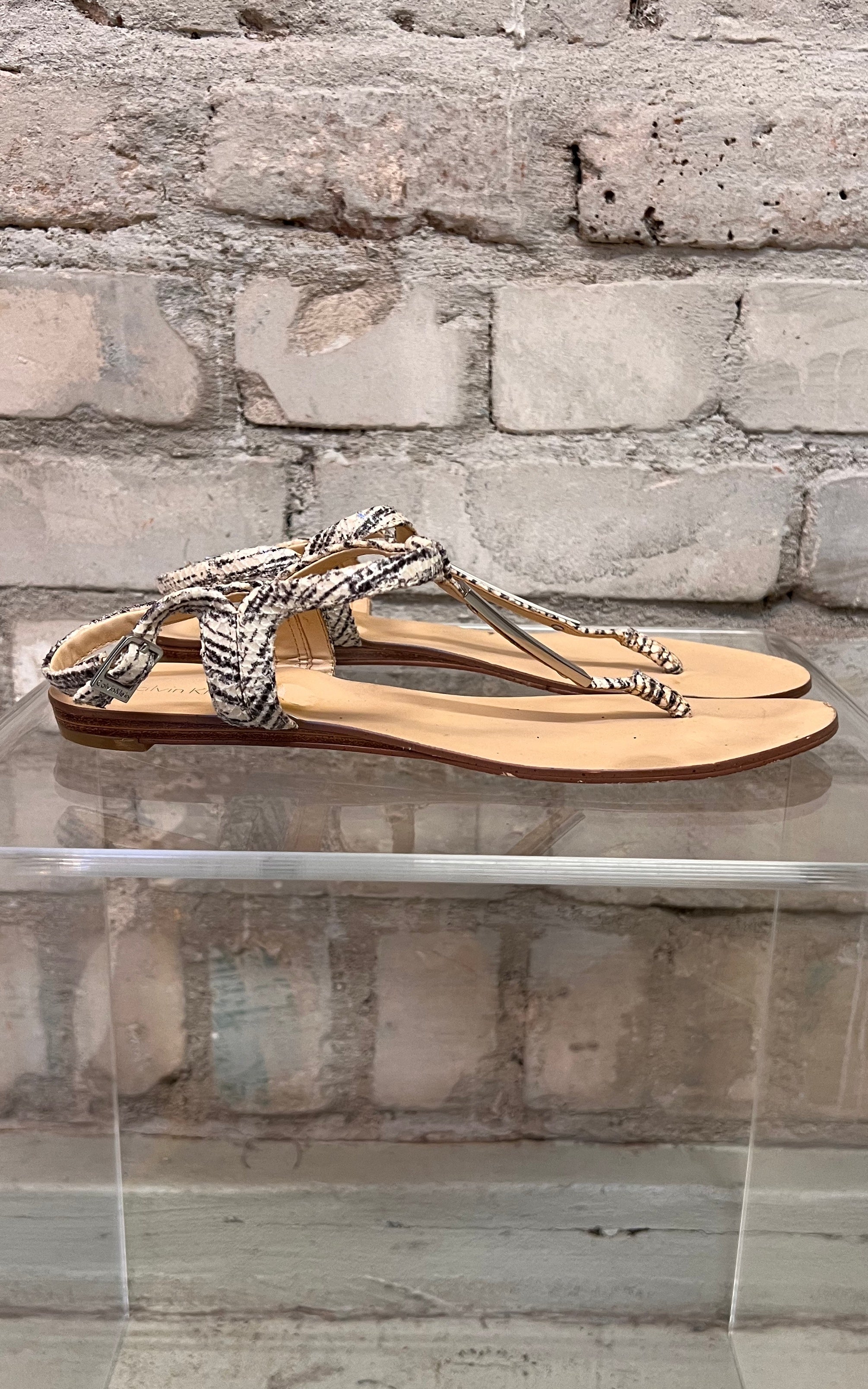 Vintage Calvin Klein Flip Flops 41