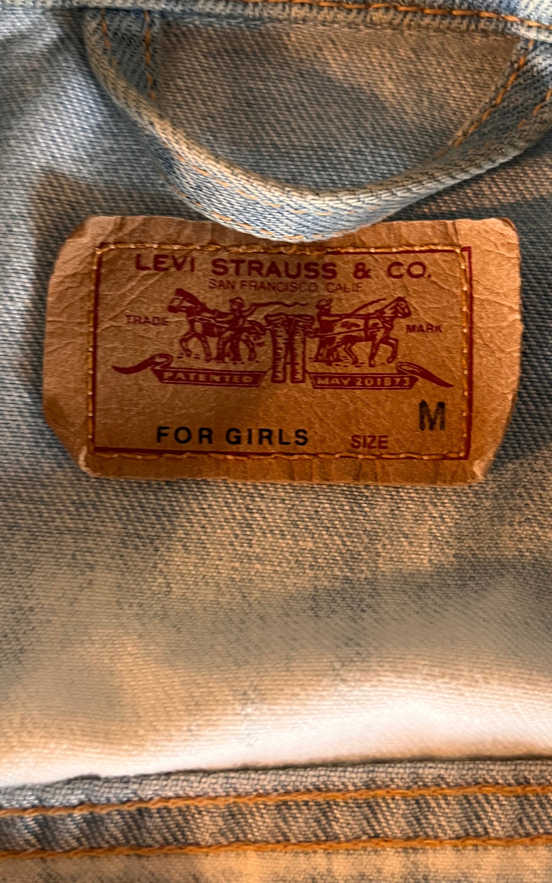Levi’s For Girls Light Wash 70s Style Denim Jacket