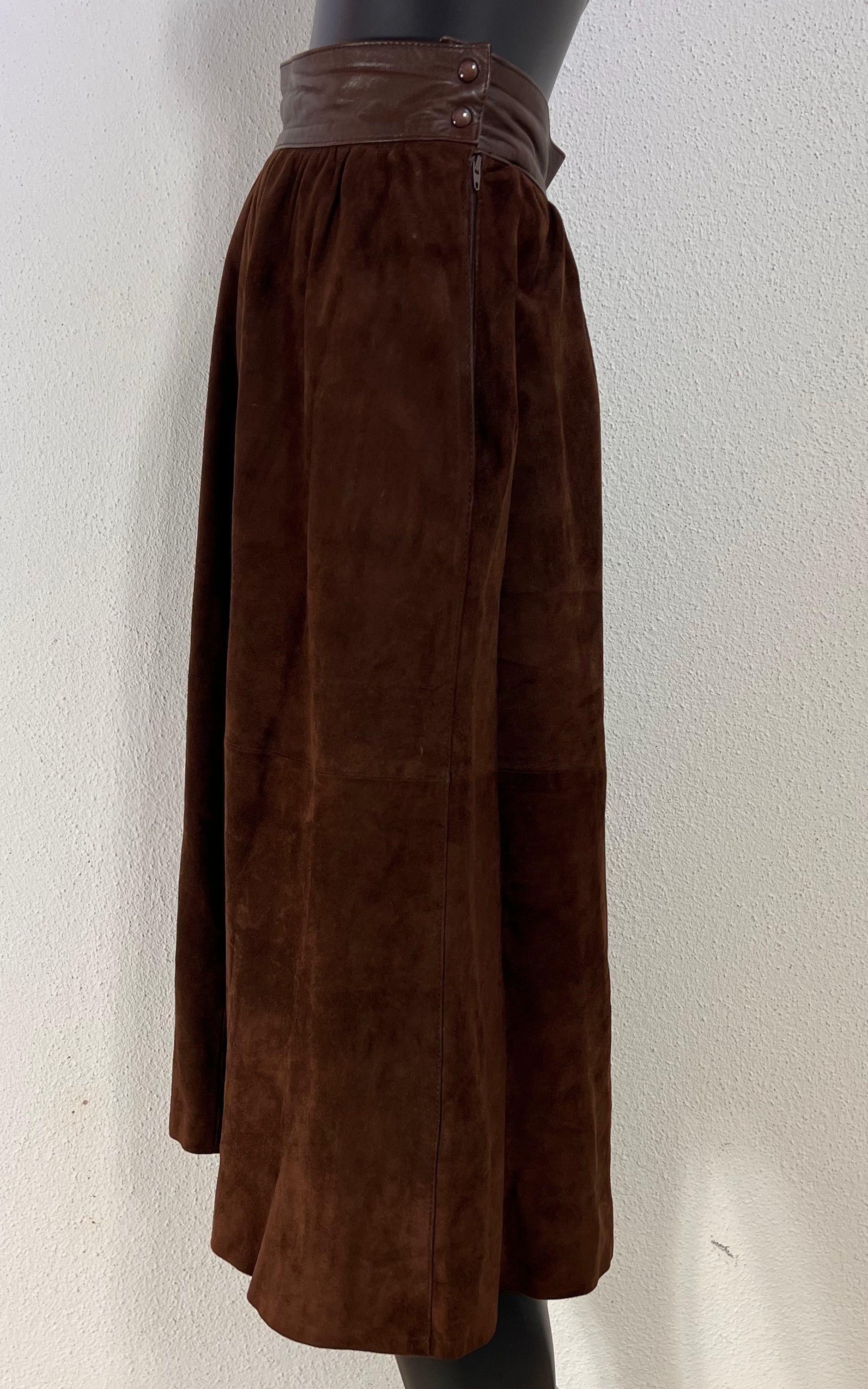 Vintage 1980s Brown Suede Leather Two-Piece Skirt Suit – Creation Bernard