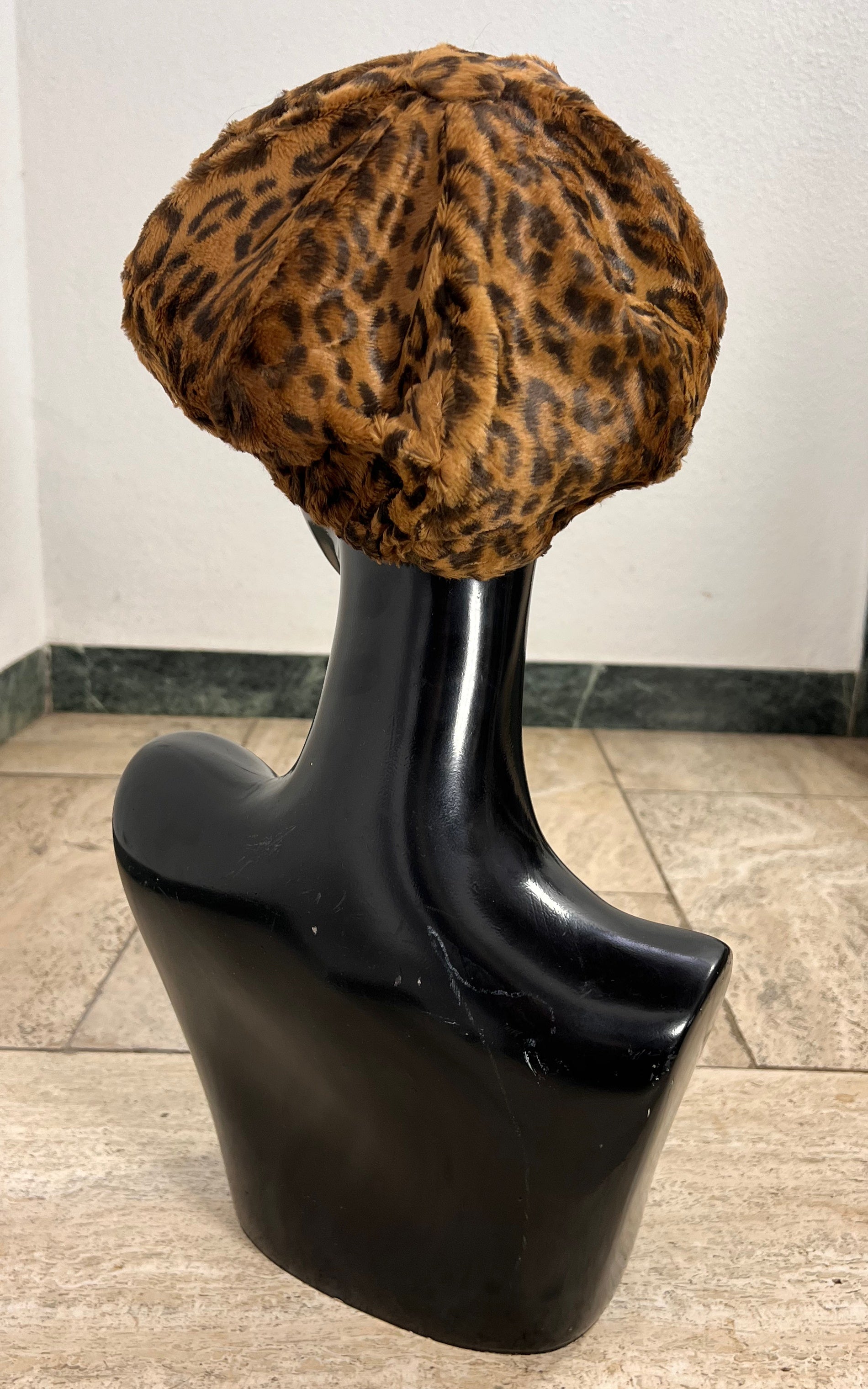 Vintage Leopard Print Faux Fur Bakerboy Cap