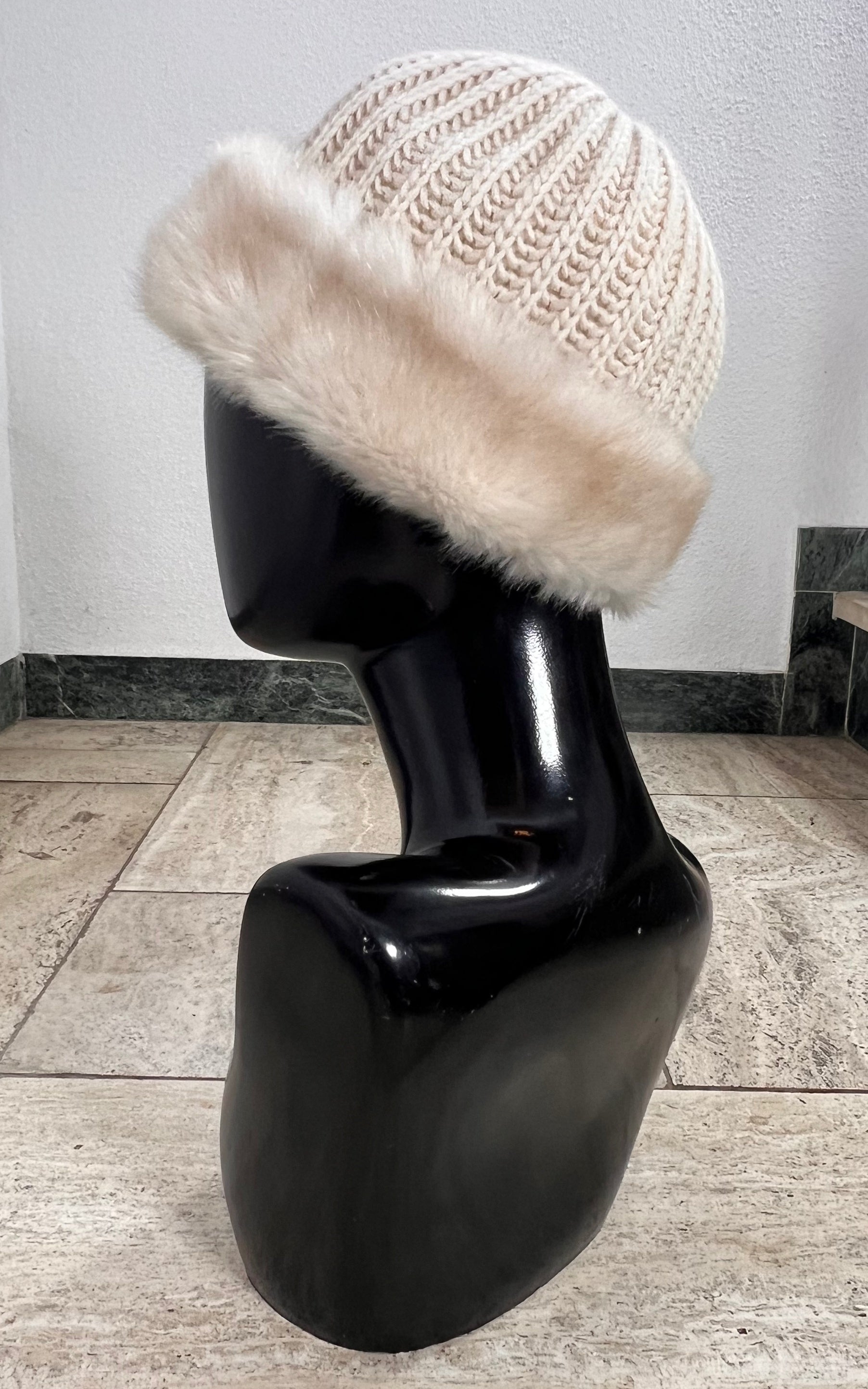Vintage C&A Cream Wool Blend Faux Fur Hat