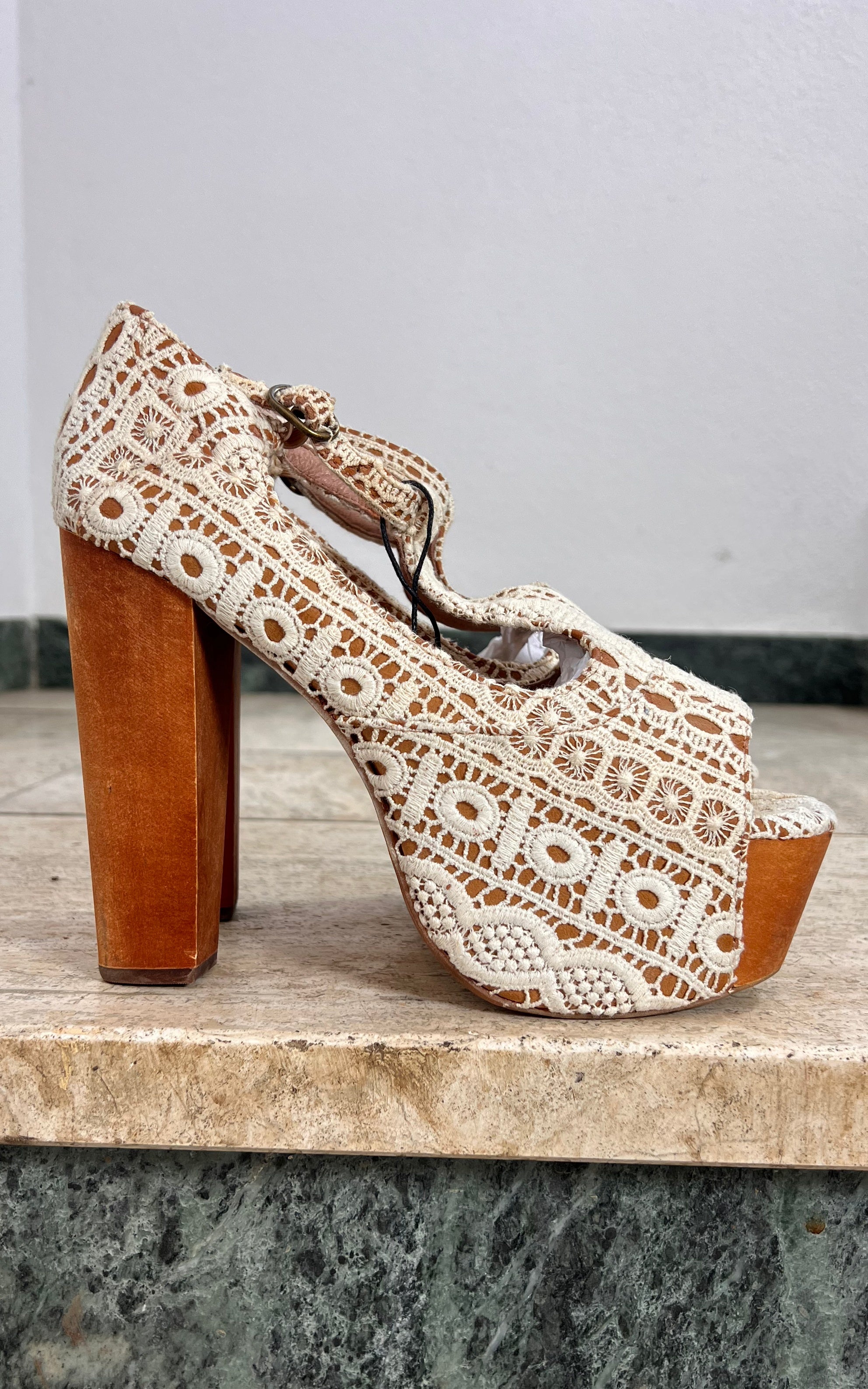 Jeffrey Campbell Platform Lace T-Strap Heels 37