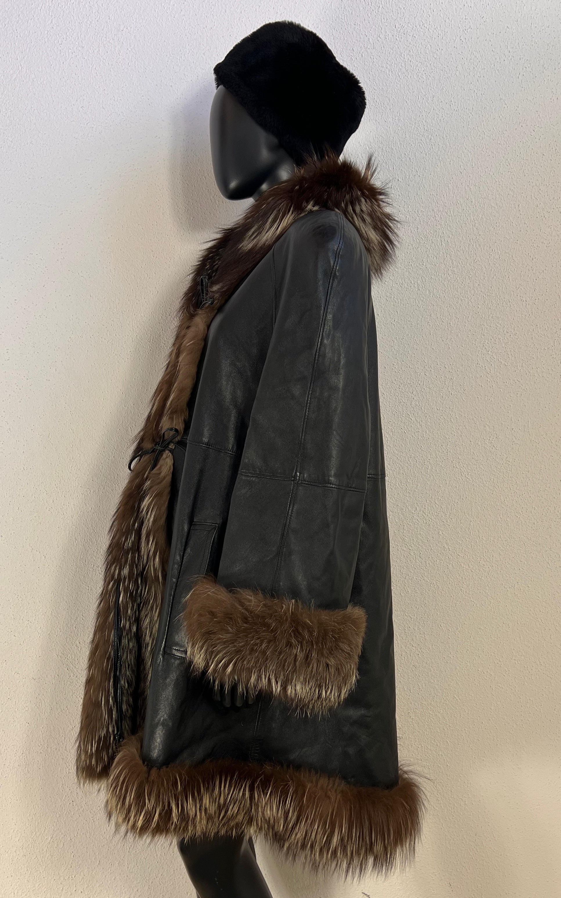 Vintage Leather Coat with Fur Trim Details