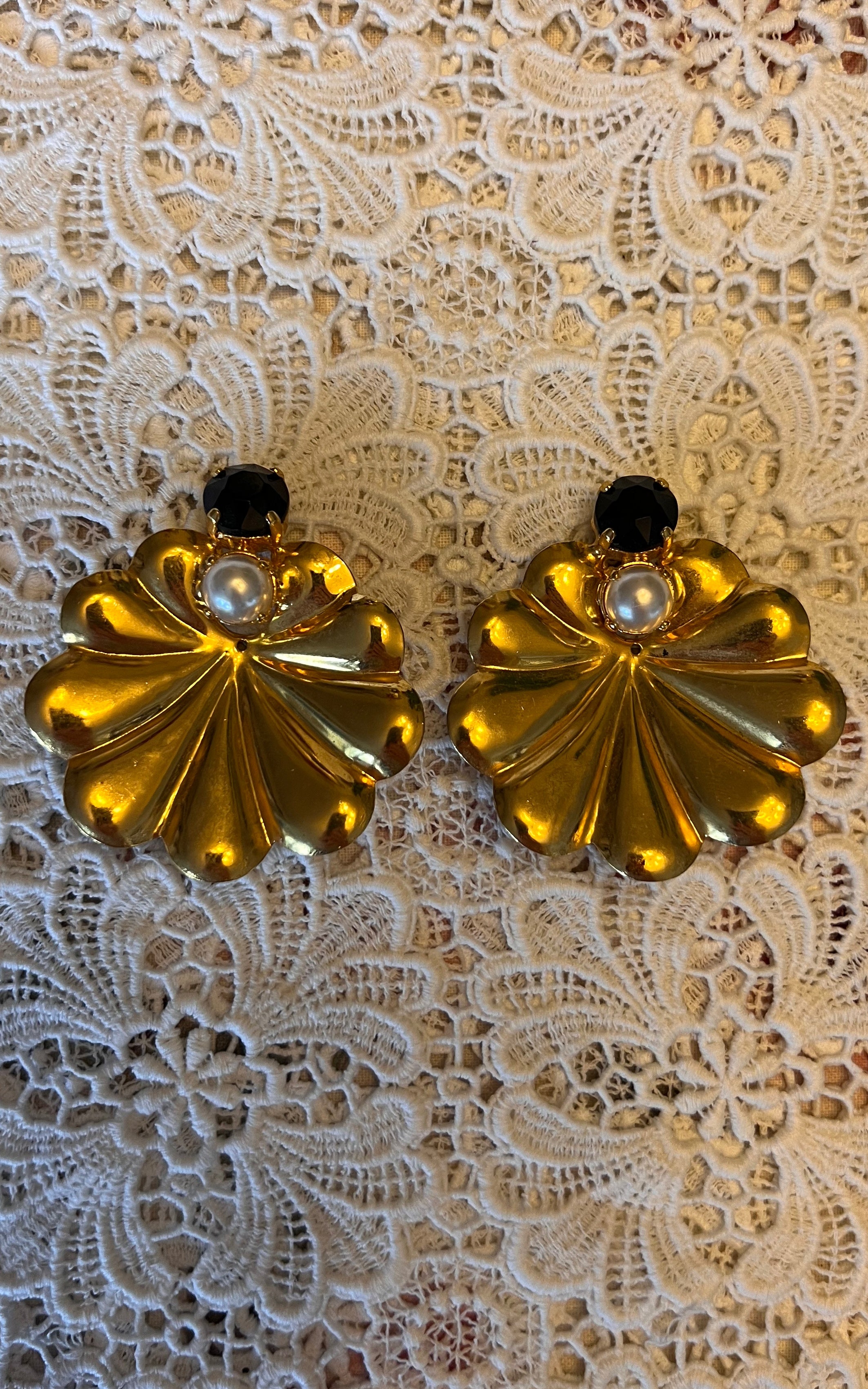 Vintage Huge 90s Clip Ons