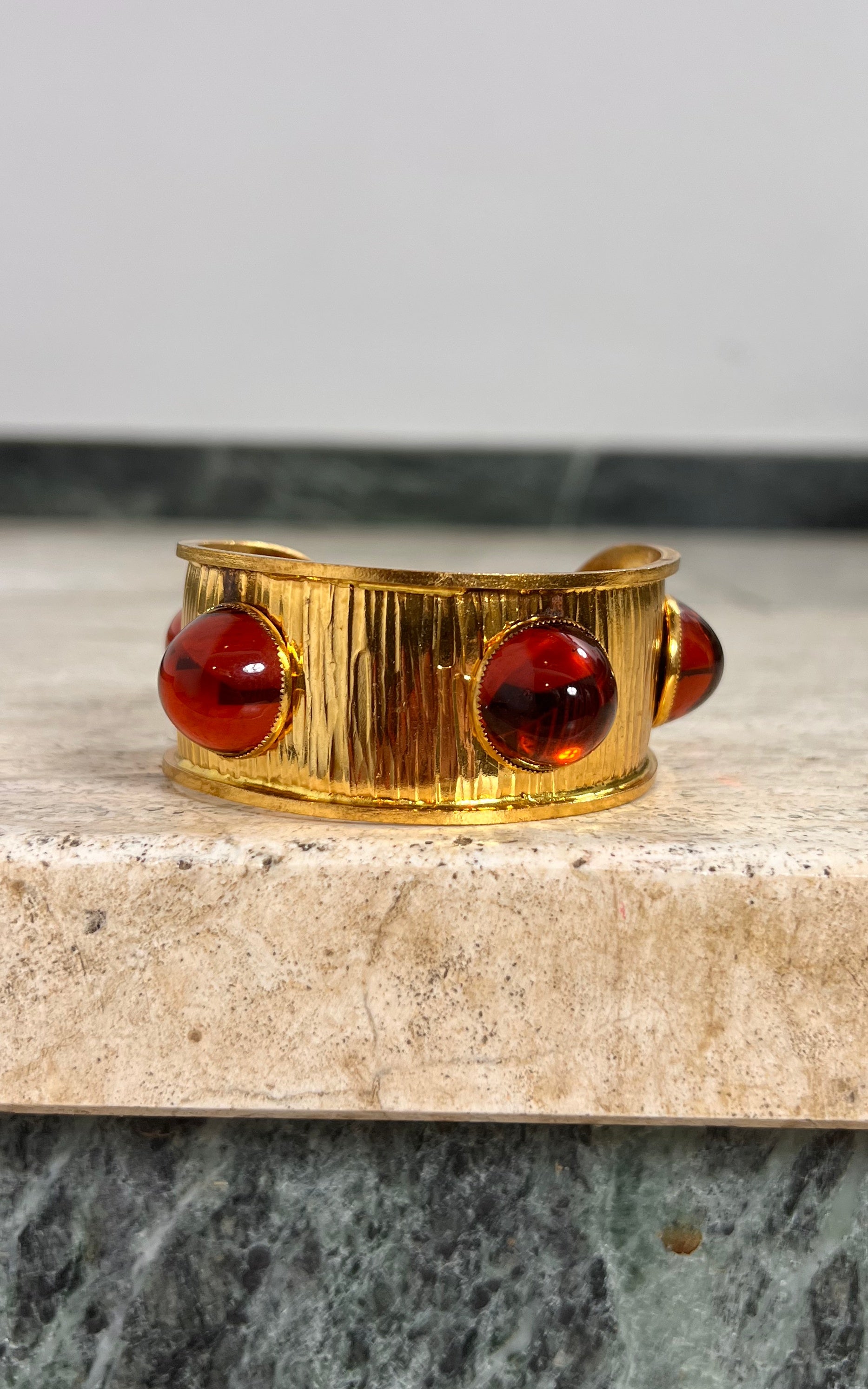 Vintage 70s Deadstock Arm Cuff