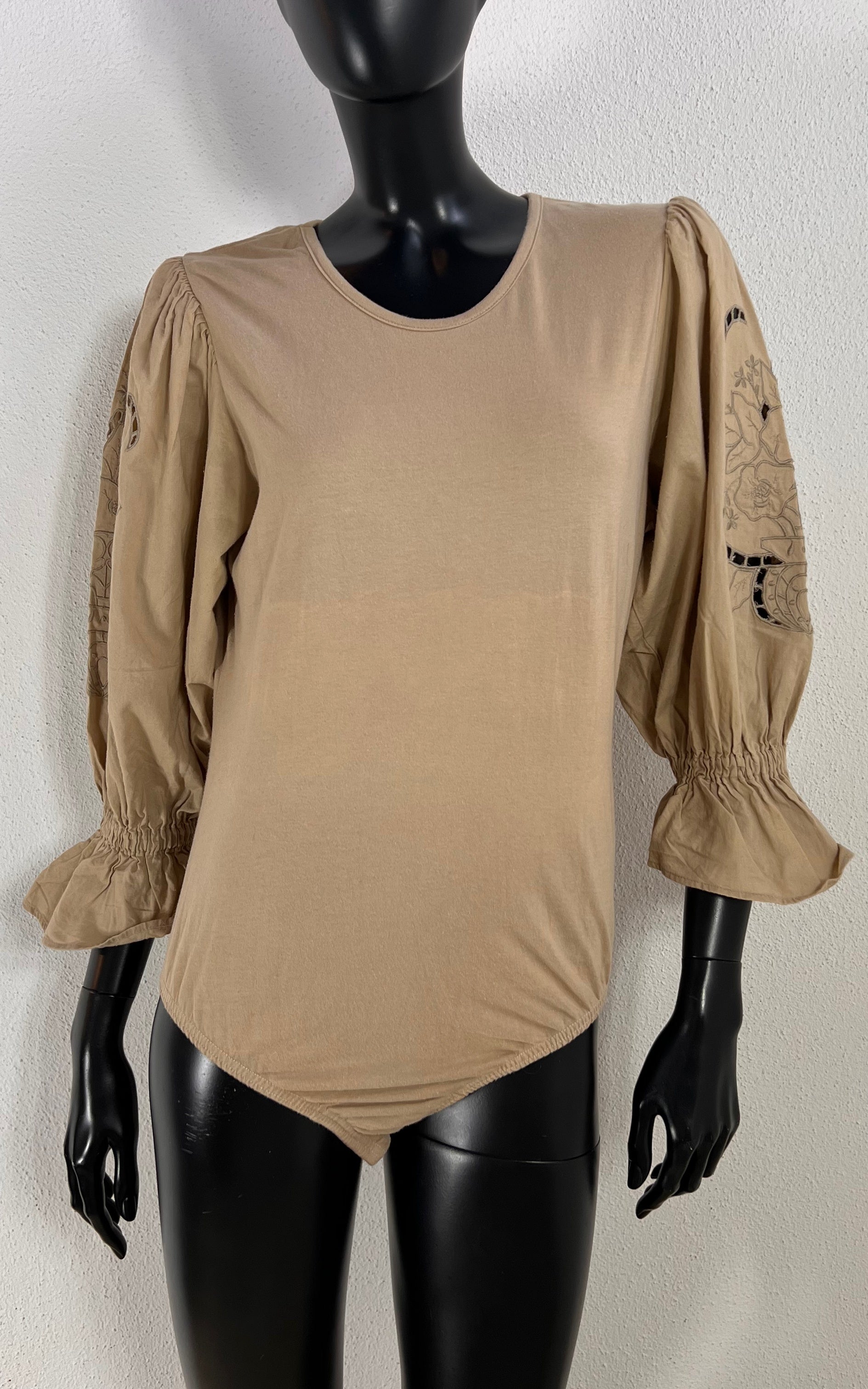 Vintage Beige Lace Body