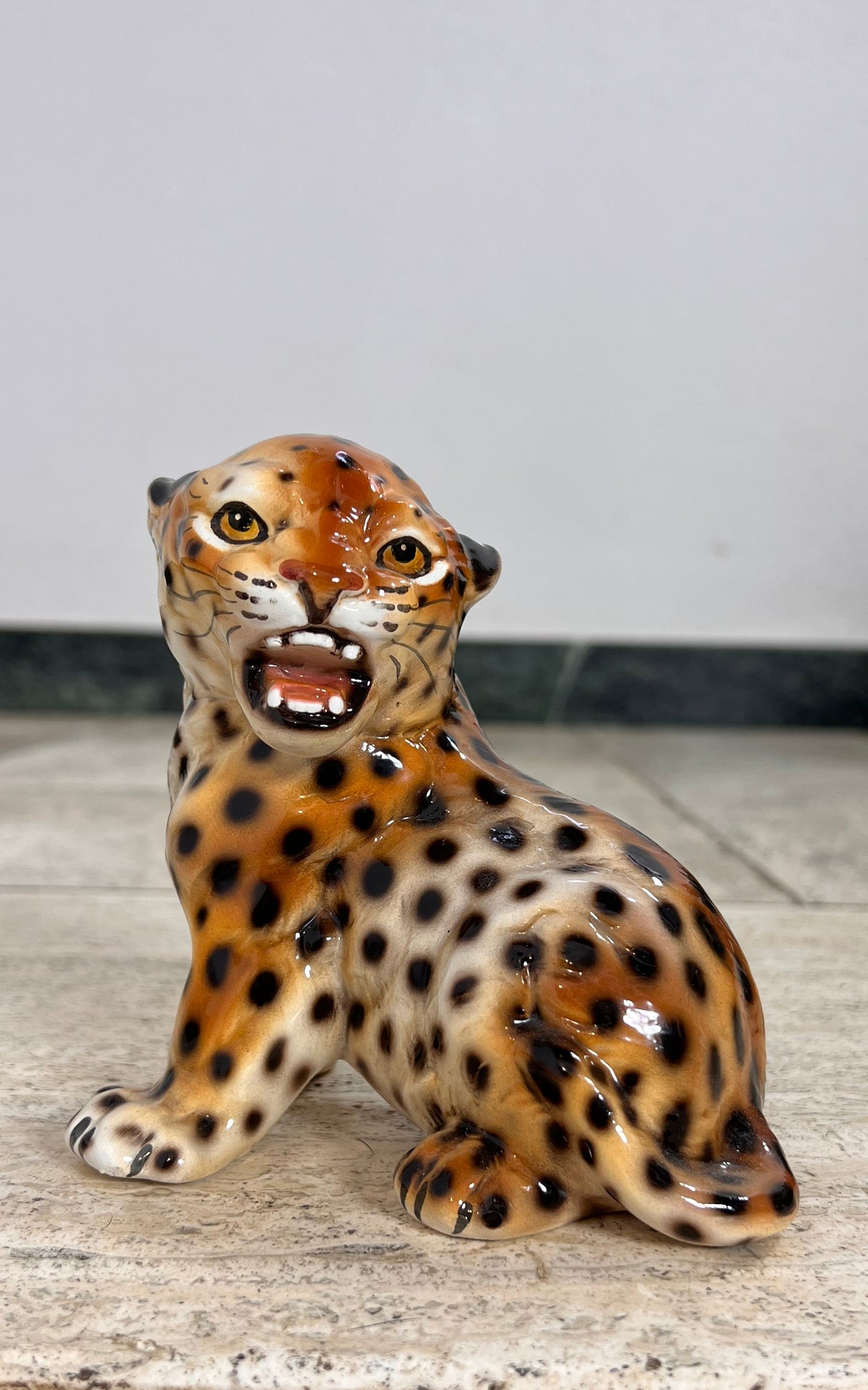 1970s Ronzan Ceramic Leopard Figurine – Made in Italy 1571 A