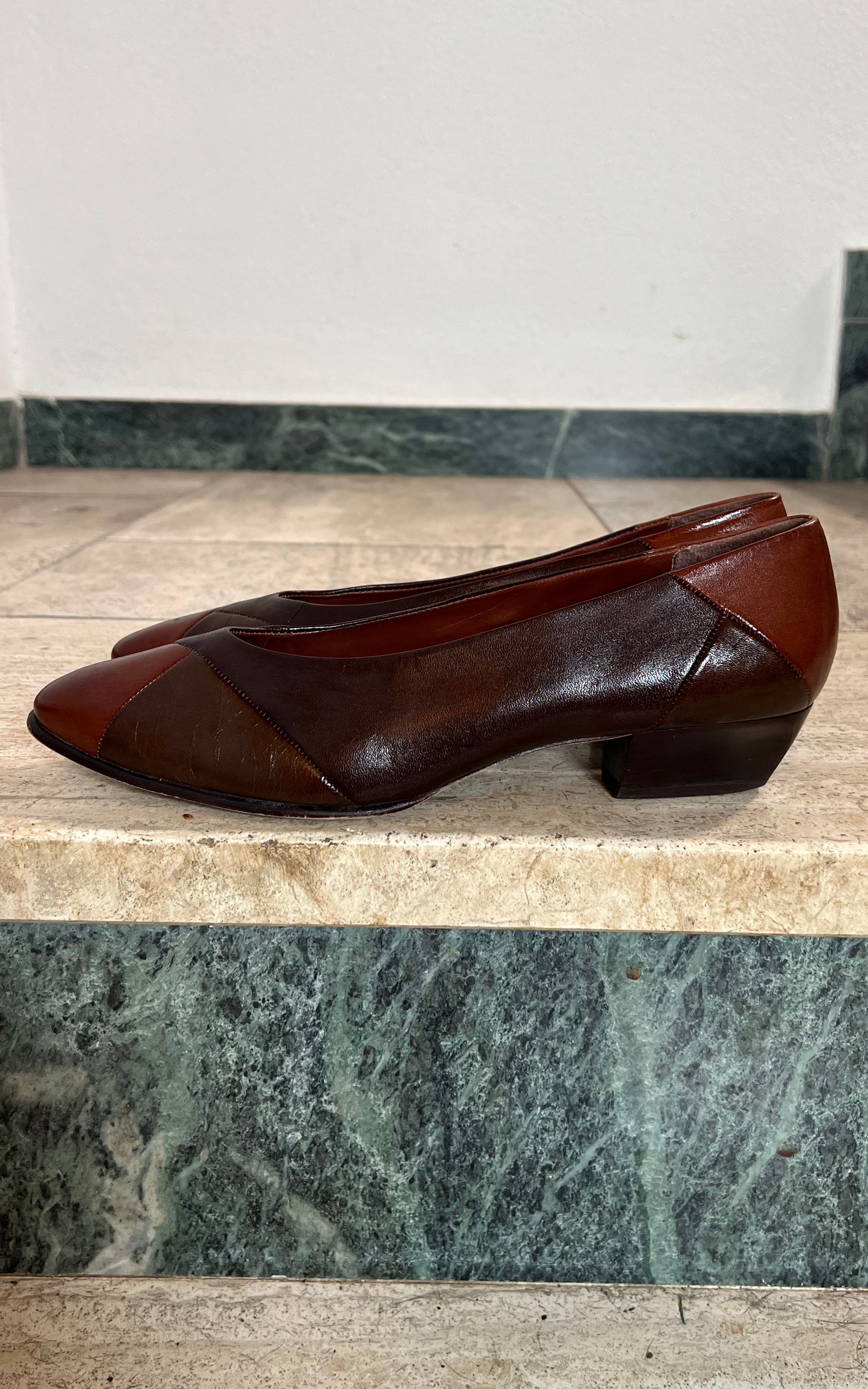 Vintage 90s Pumps 41