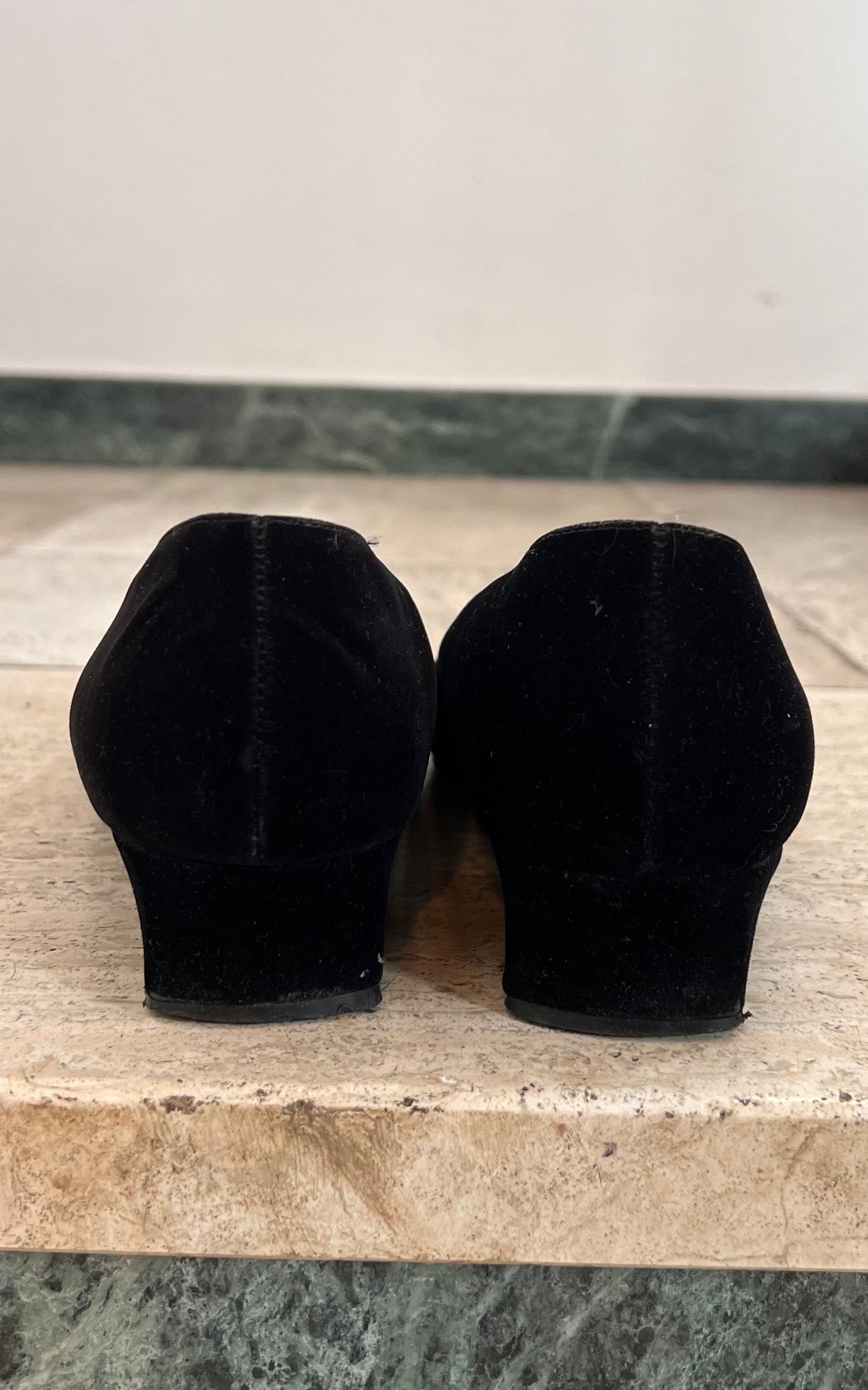 Vintage Mootsie Tootsie Velvet Ballerinas 41