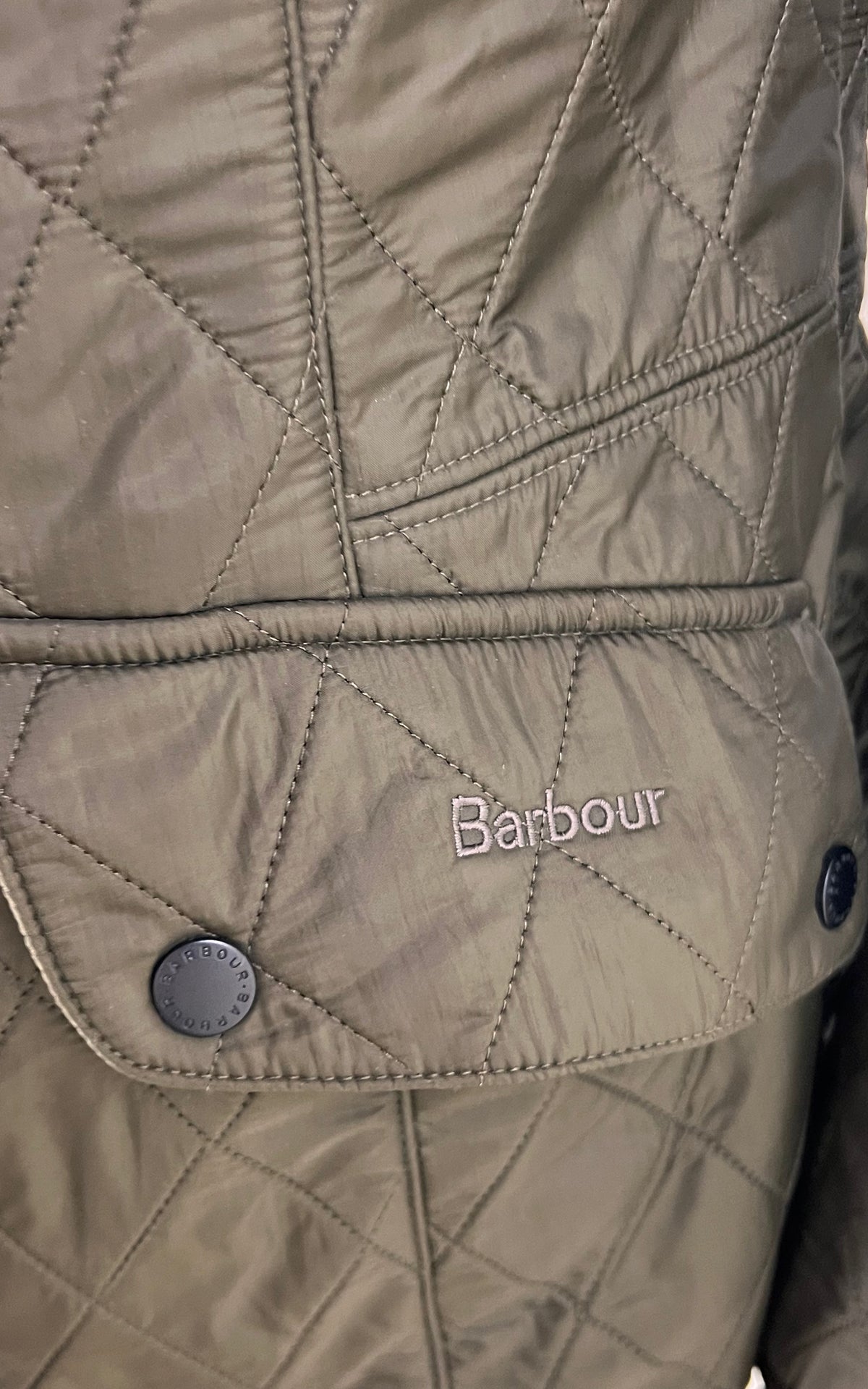 Barbour Cavalry Polarquilt Jacket in Olive Green – UK 10 / EU 36