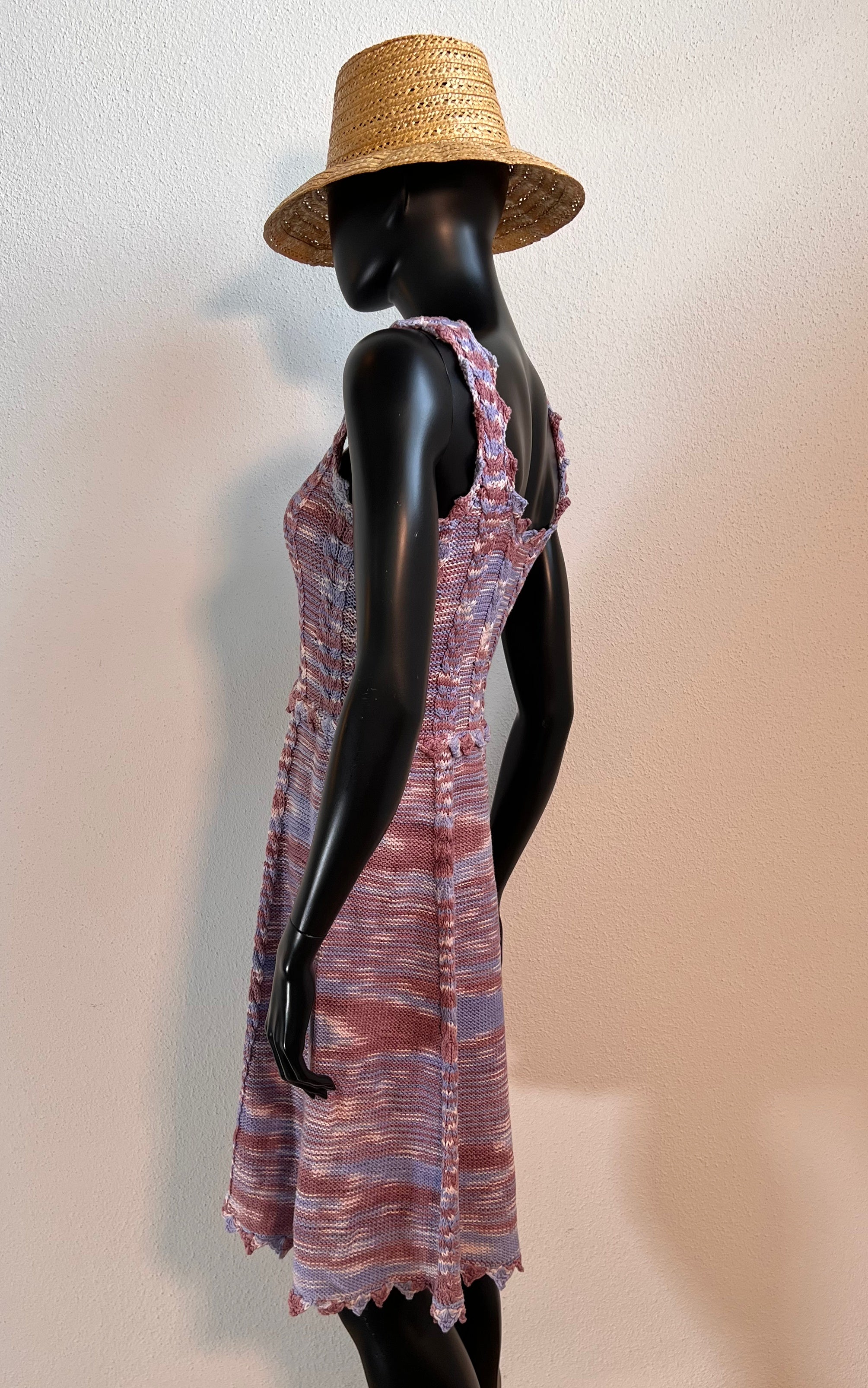 Abito vintage all'uncinetto anni '70