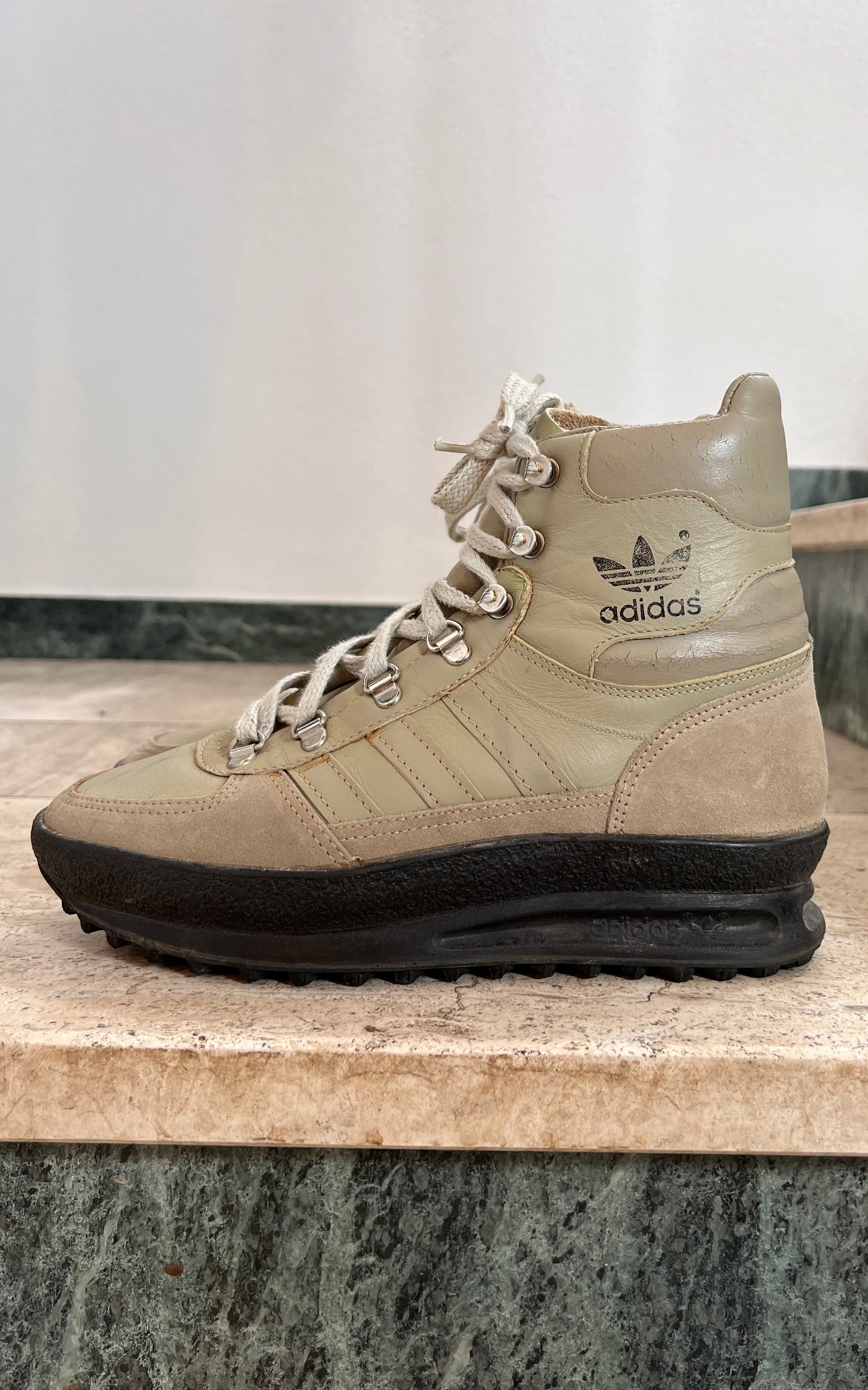 Vintage 80s Adidas Alaska Trekking Boots 40