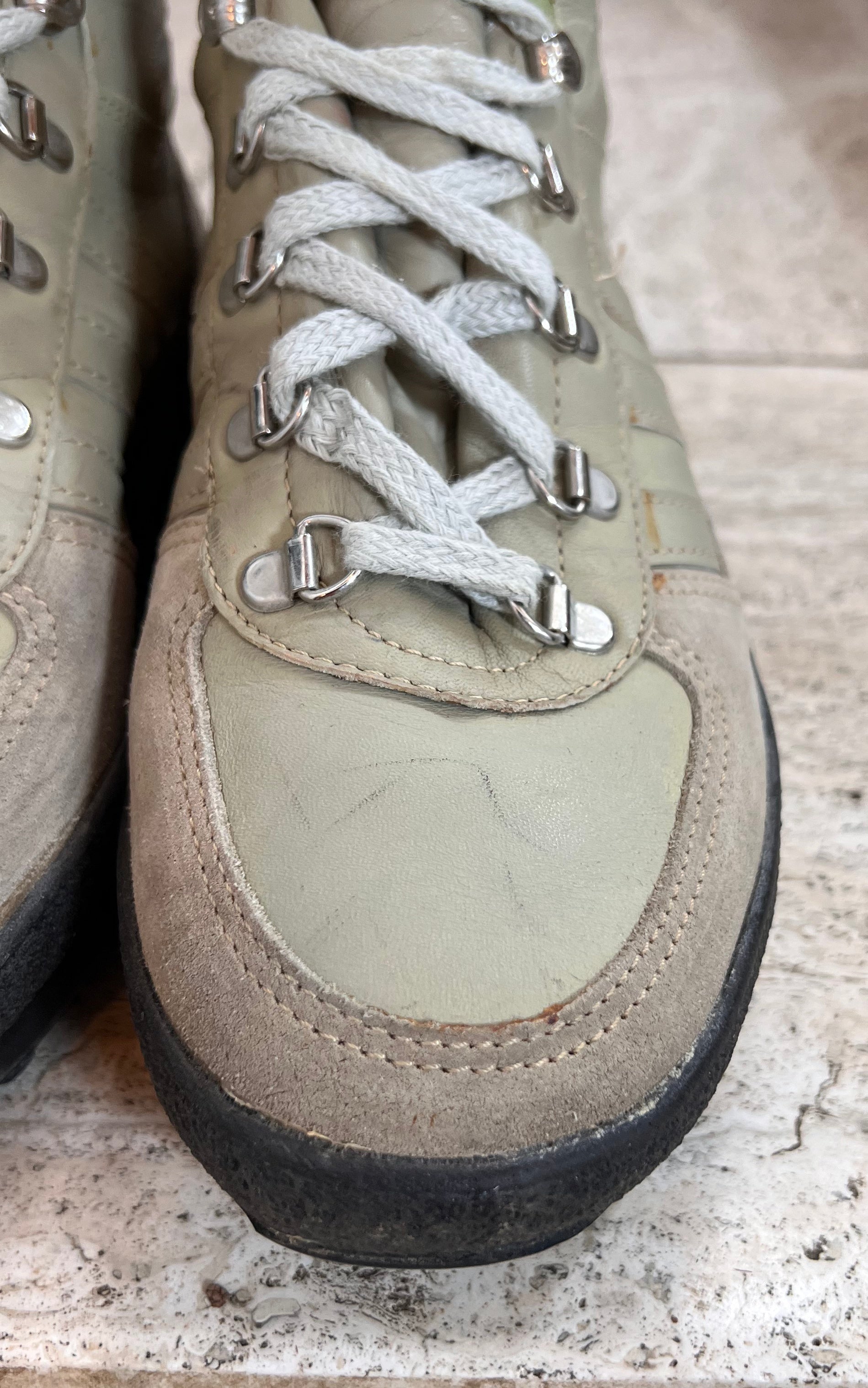 Vintage 80s Adidas Alaska Trekking Boots 40