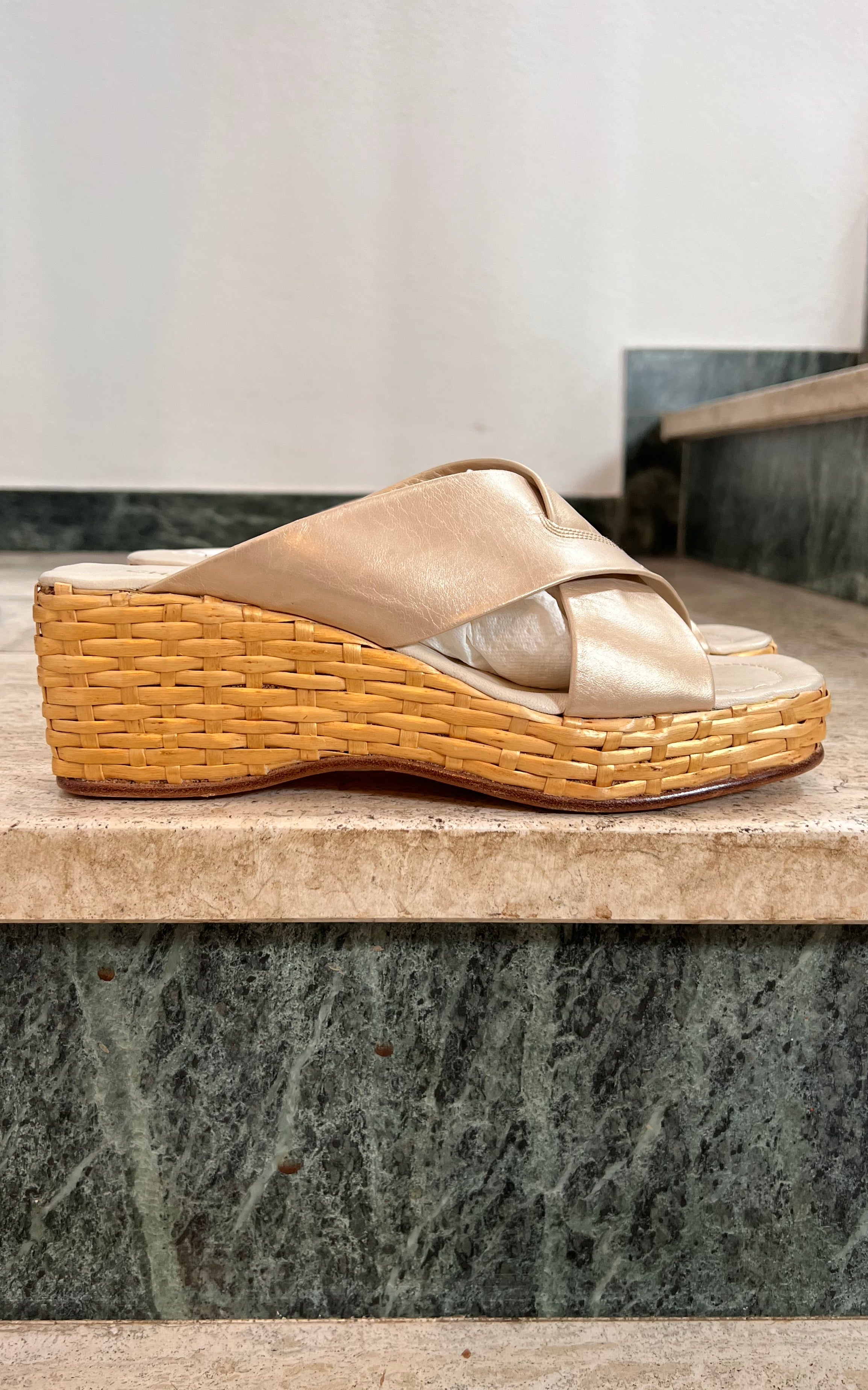 Vintage Charles Jourdan Wedges 40